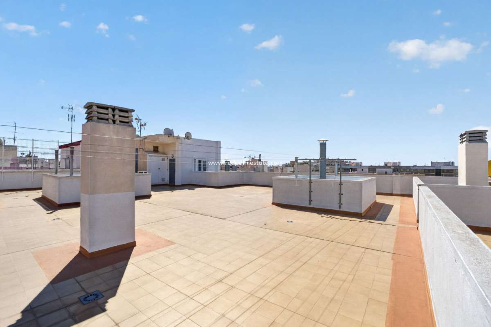 Resale - Apartment -
Torrevieja