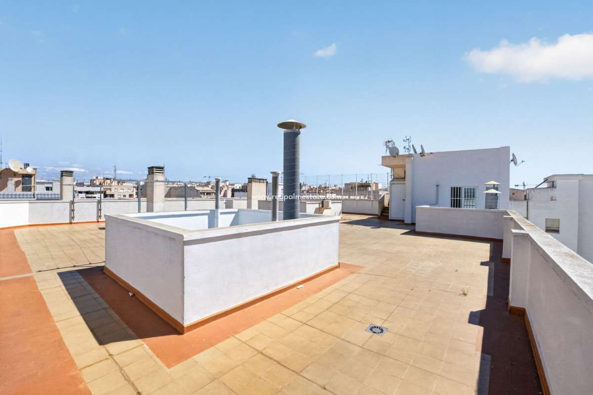 Resale - Apartment -
Torrevieja