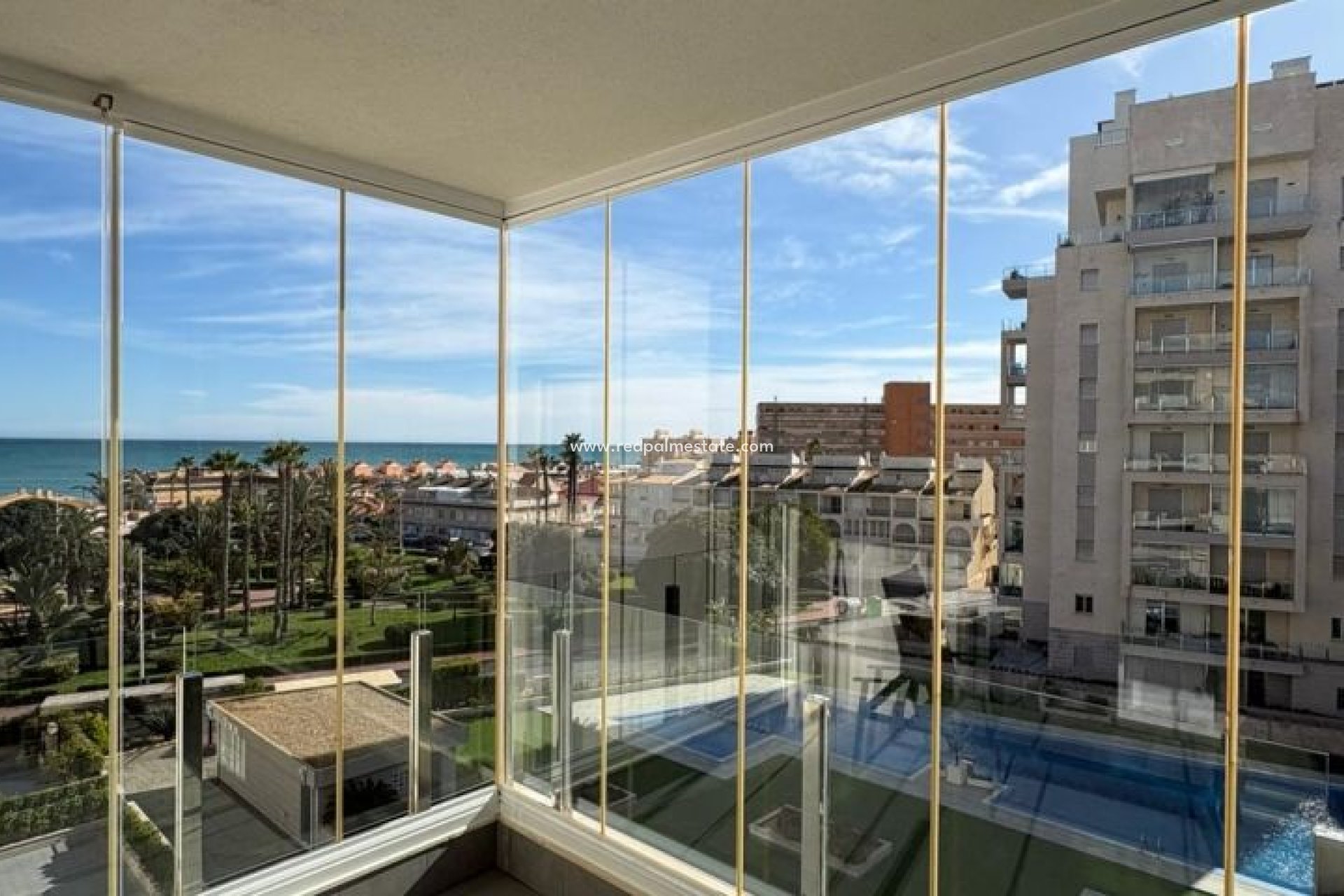 Resale - Apartment -
Torrevieja