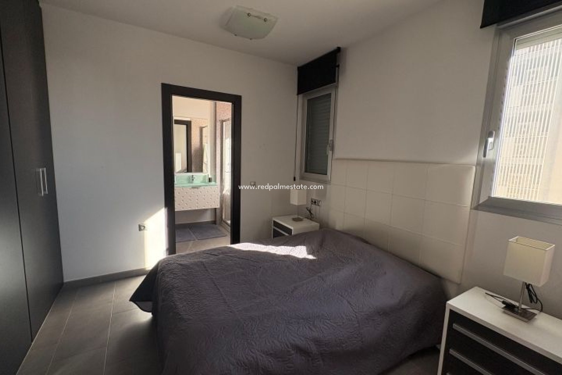 Resale - Apartment -
Torrevieja