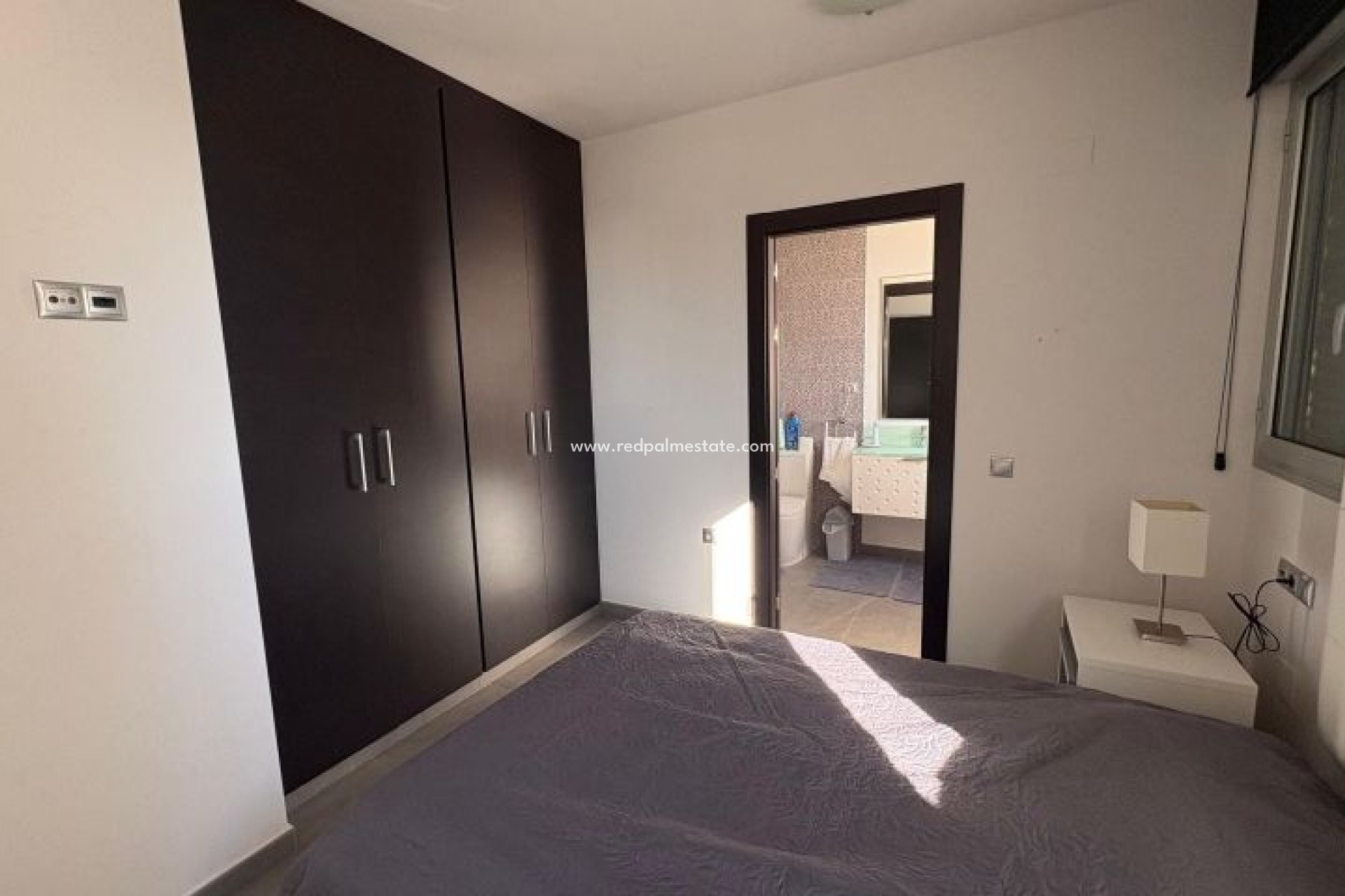 Resale - Apartment -
Torrevieja