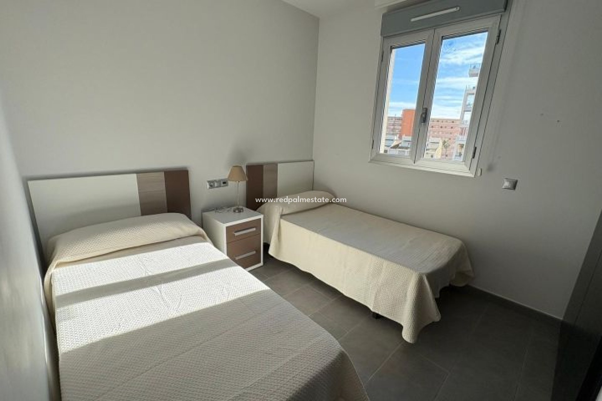 Resale - Apartment -
Torrevieja
