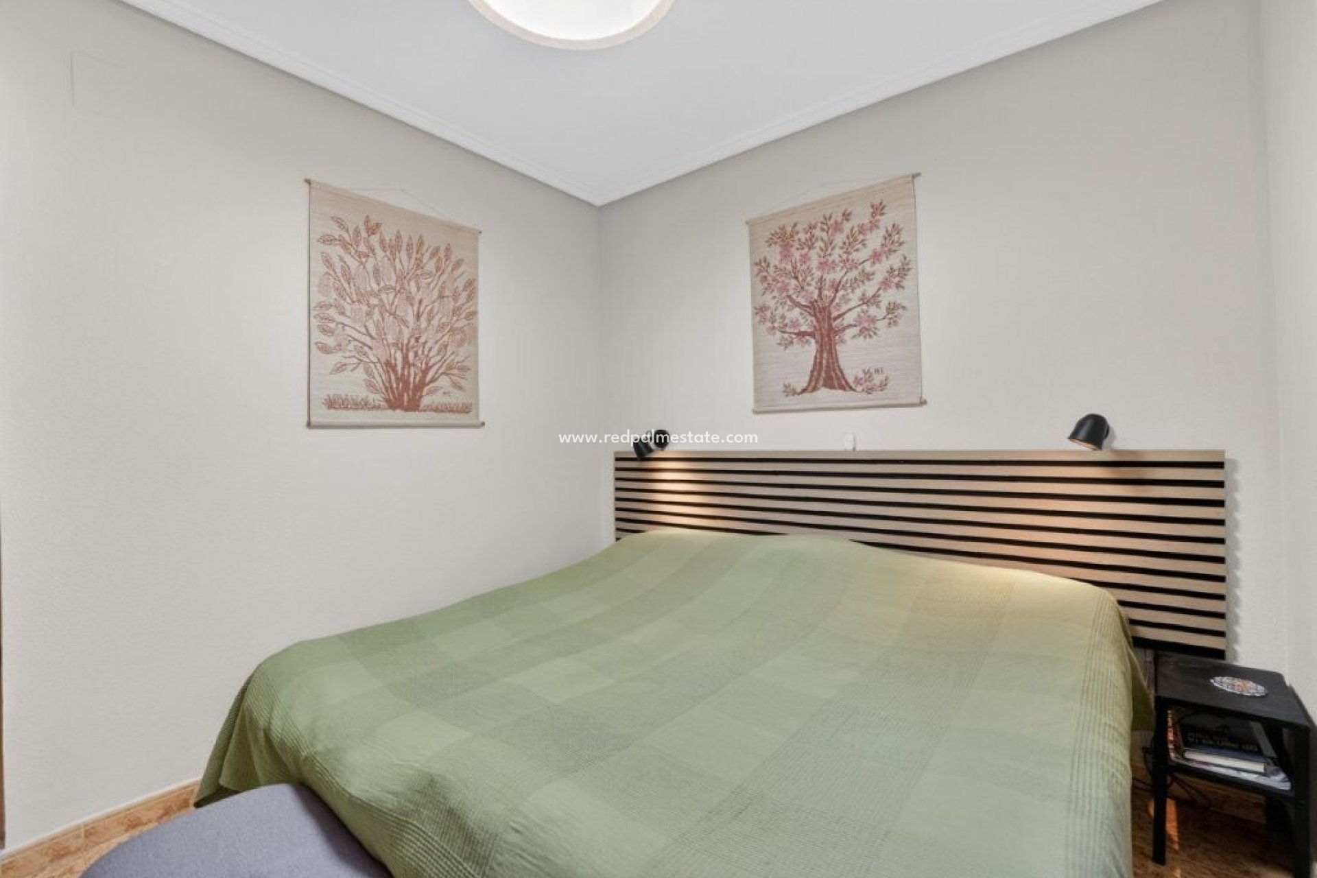 Resale - Apartment -
Torrevieja