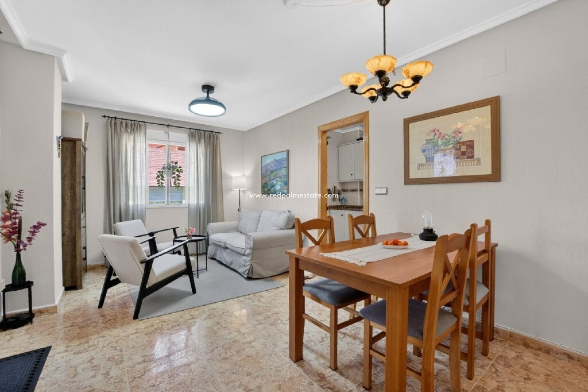 Resale - Apartment -
Torrevieja