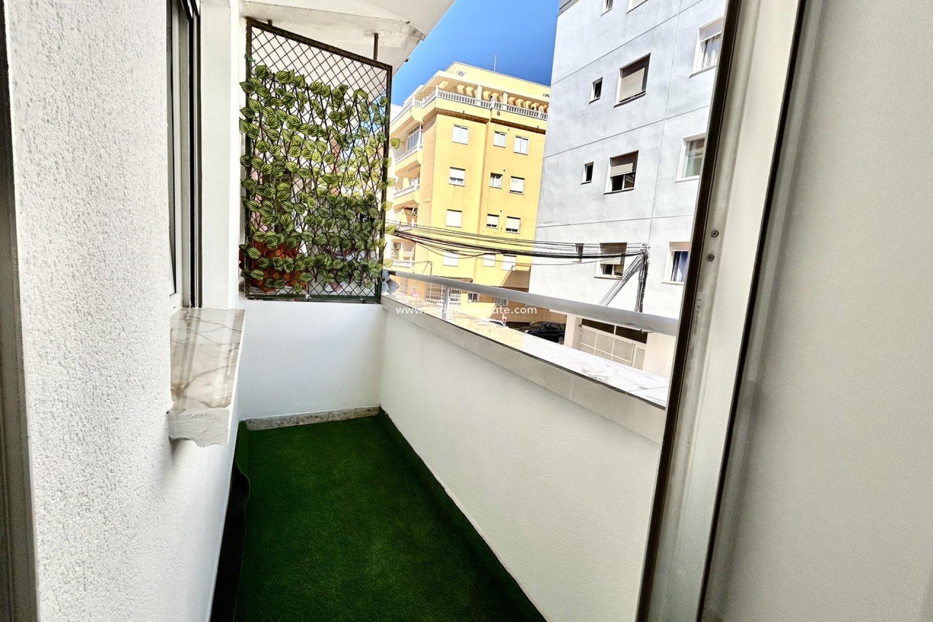 Resale - Apartment -
Torrevieja