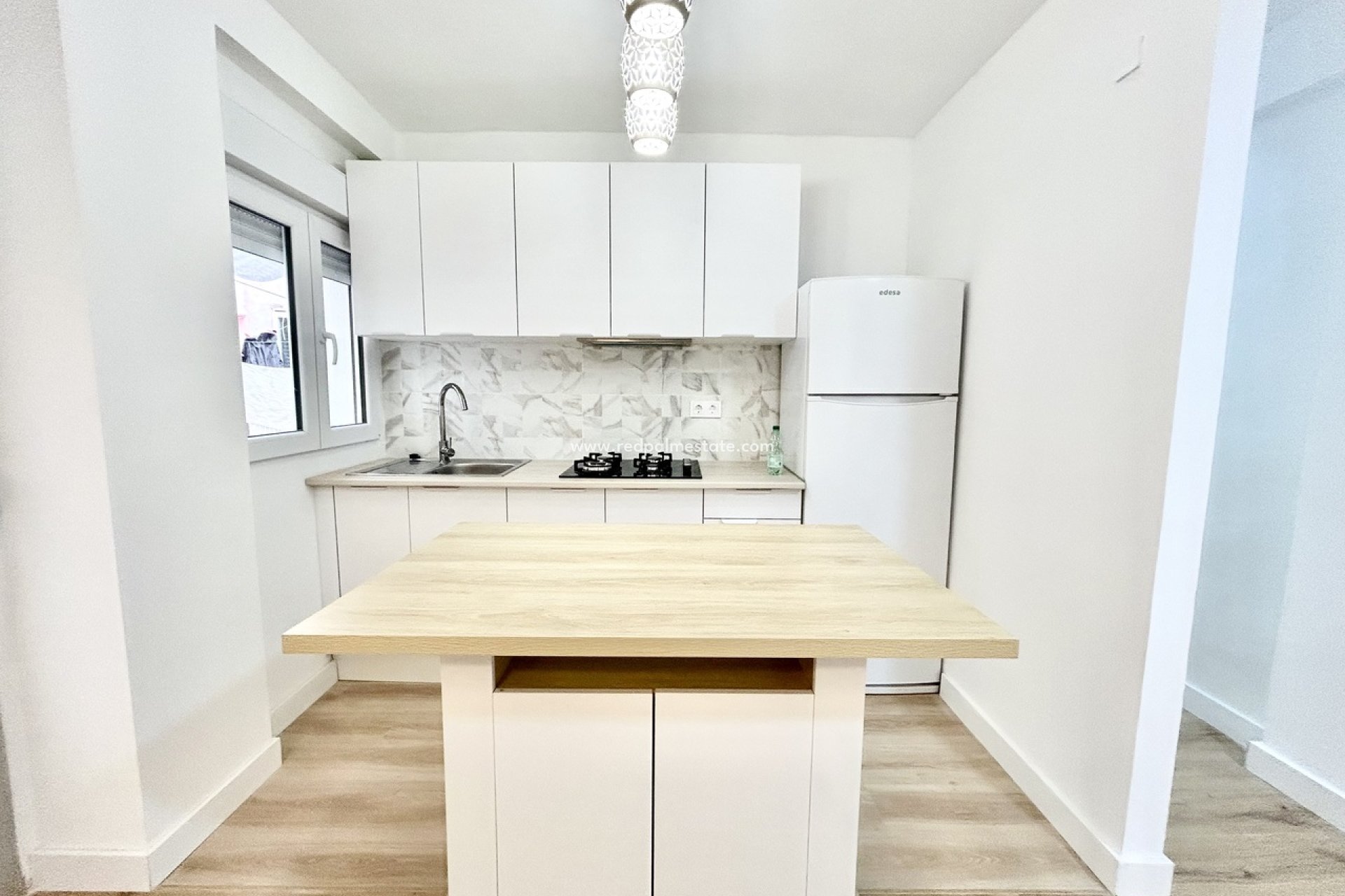 Resale - Apartment -
Torrevieja