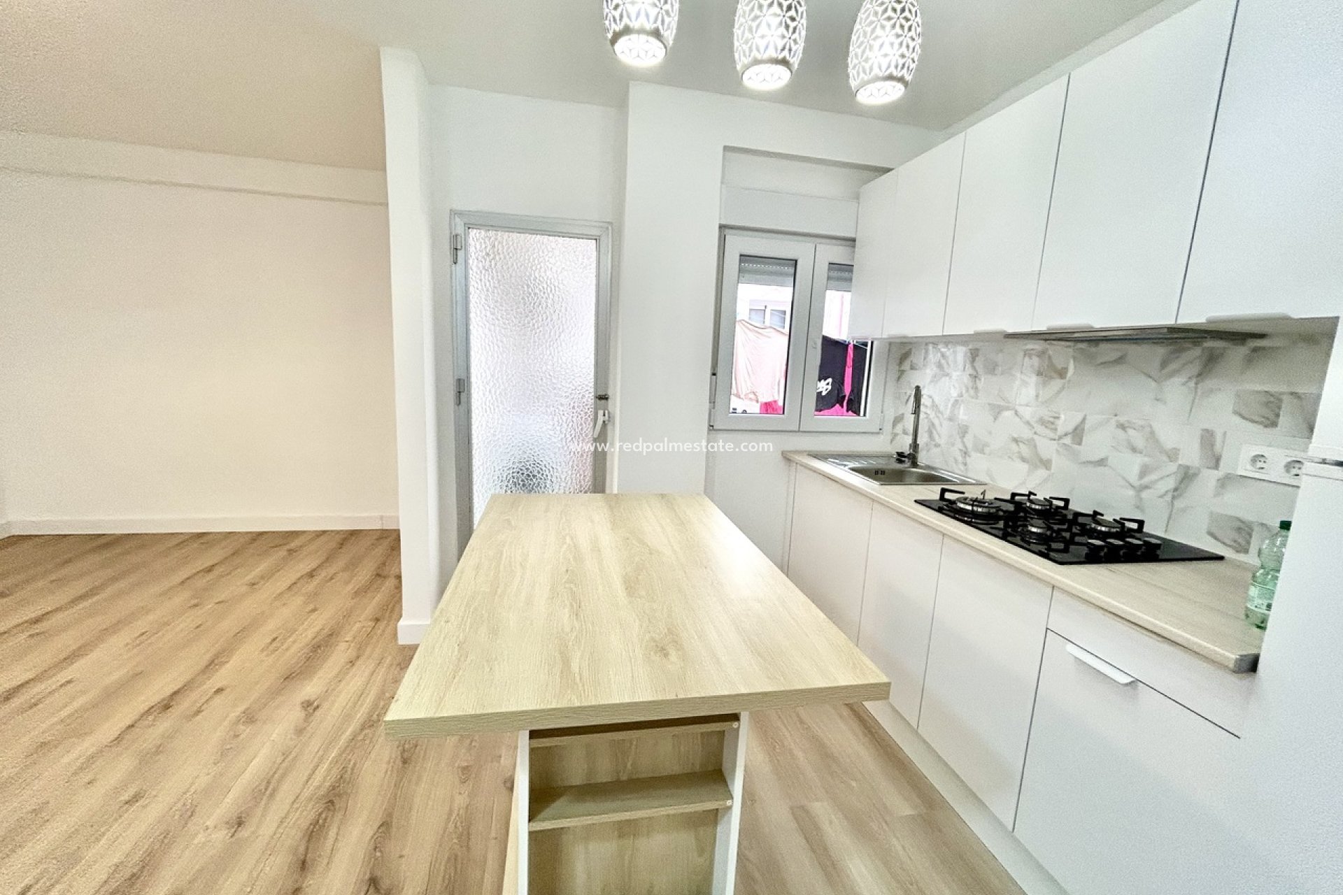 Resale - Apartment -
Torrevieja