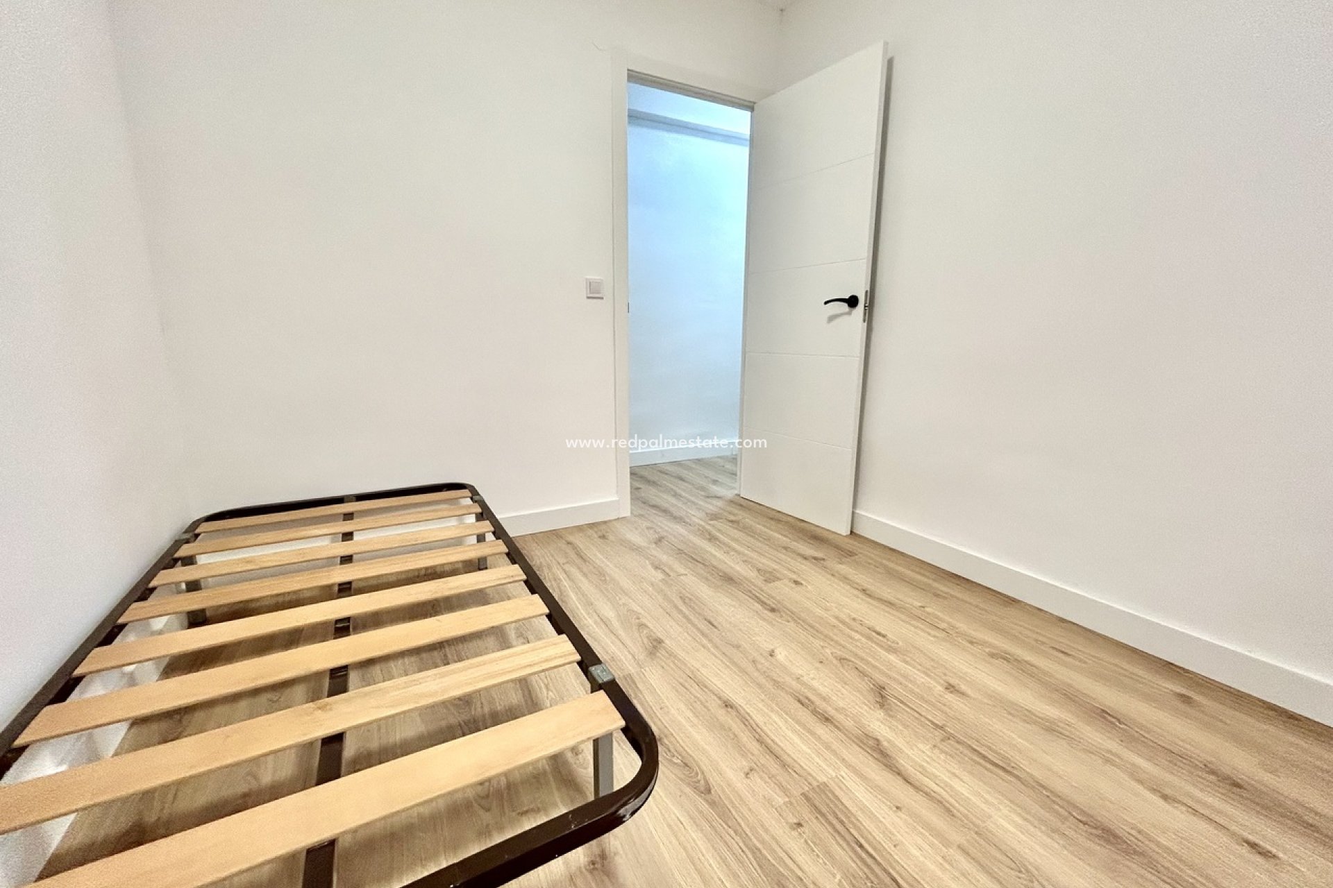 Resale - Apartment -
Torrevieja