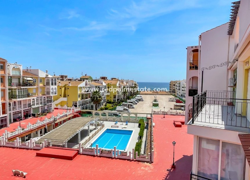 Resale - Apartment -
Torrevieja