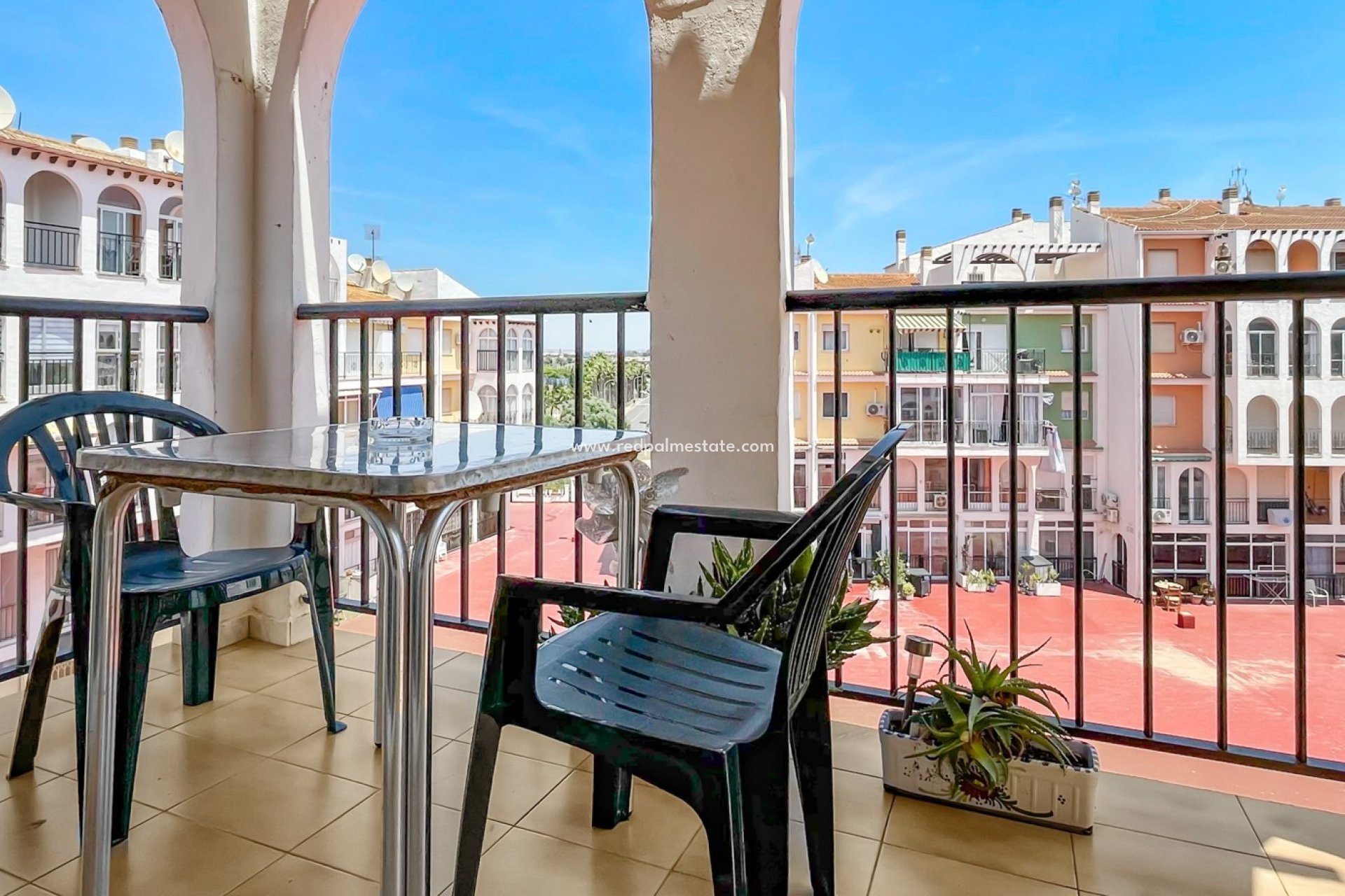 Resale - Apartment -
Torrevieja