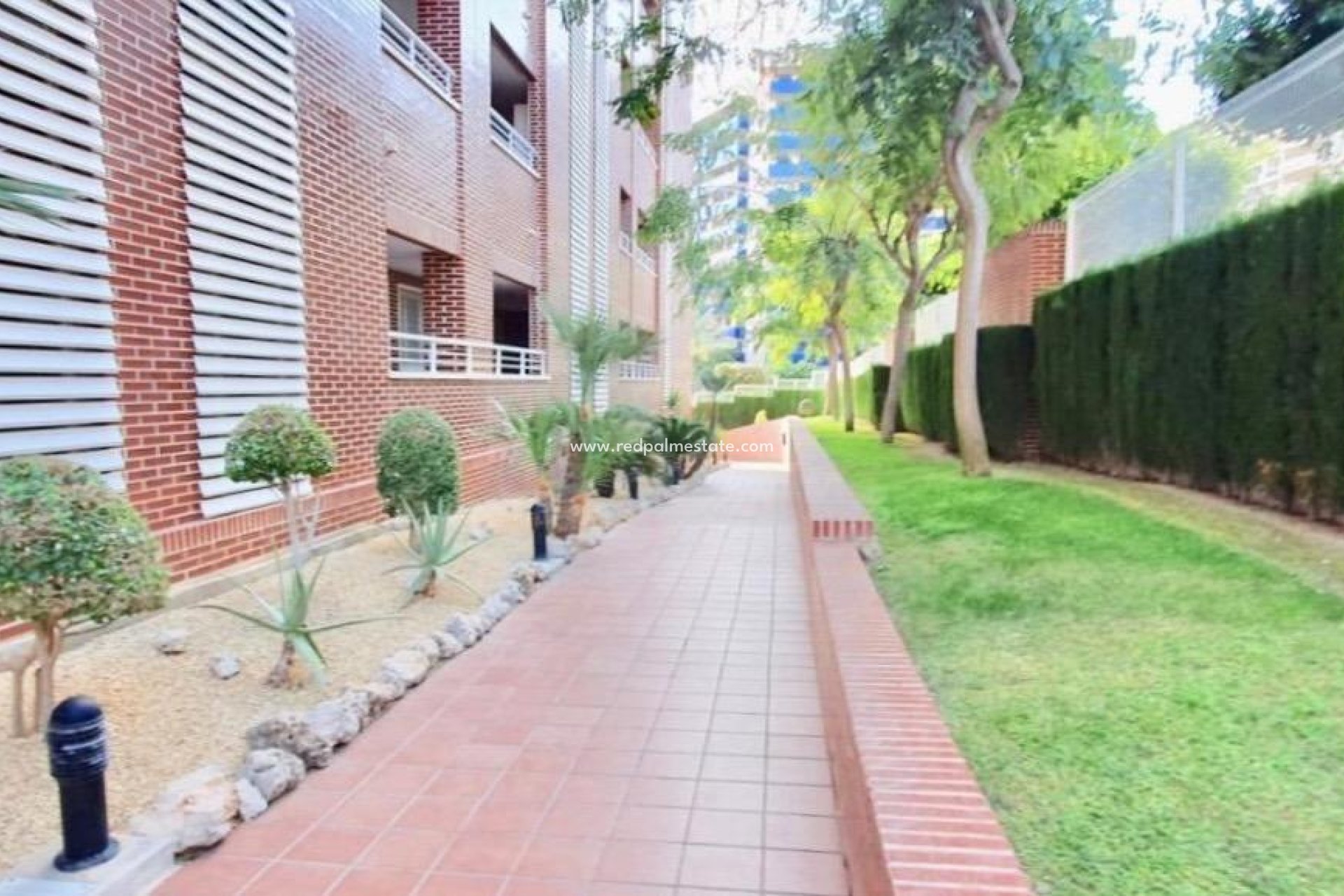 Resale - Apartment -
Villajoyosa - Cala Villajoyosa