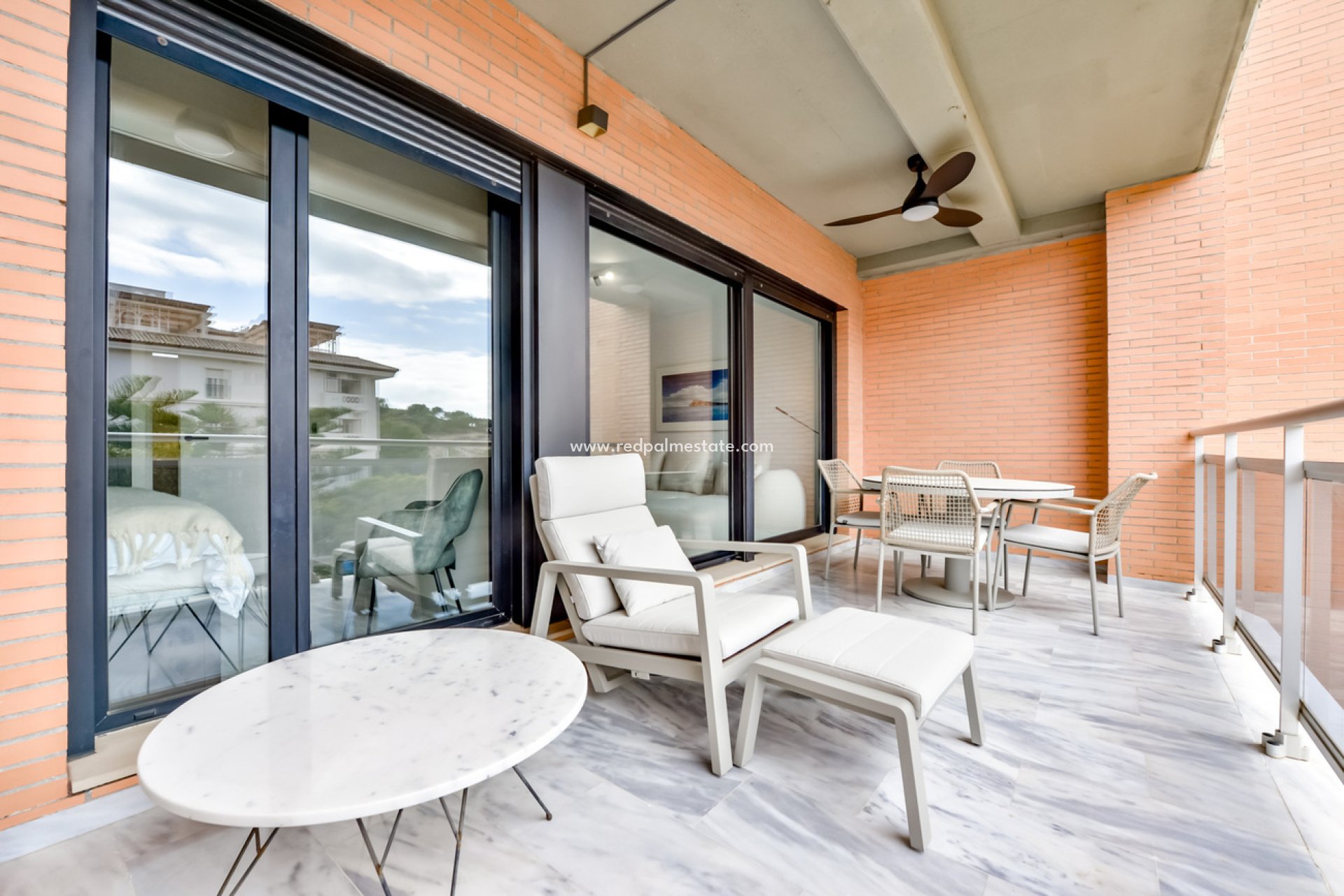 Resale - Apartment -
Villajoyosa - La Cala