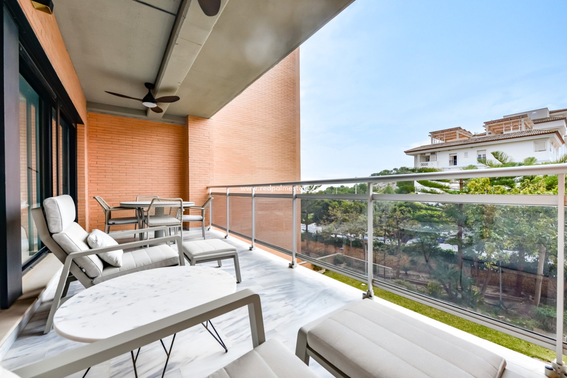 Resale - Apartment -
Villajoyosa - La Cala