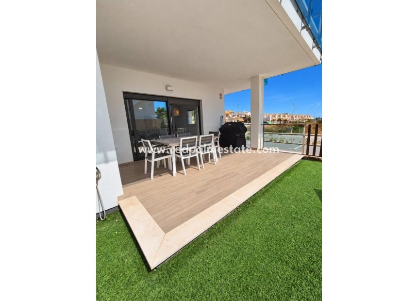 Resale - Apartment -
Vistabella Golf Entre Naranjos - Inland