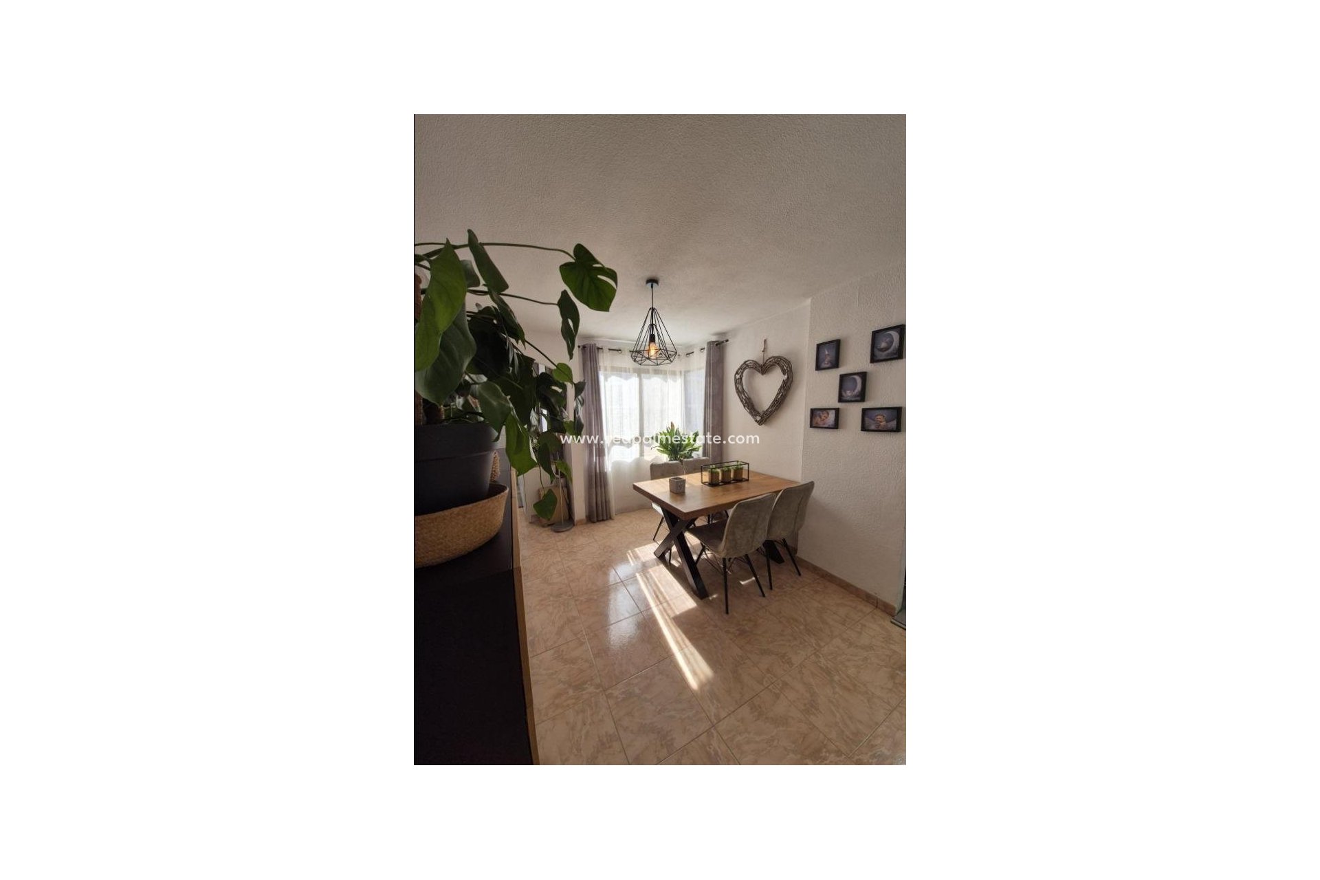 Resale - Apartments -
Alfas del Pi - Pueblo