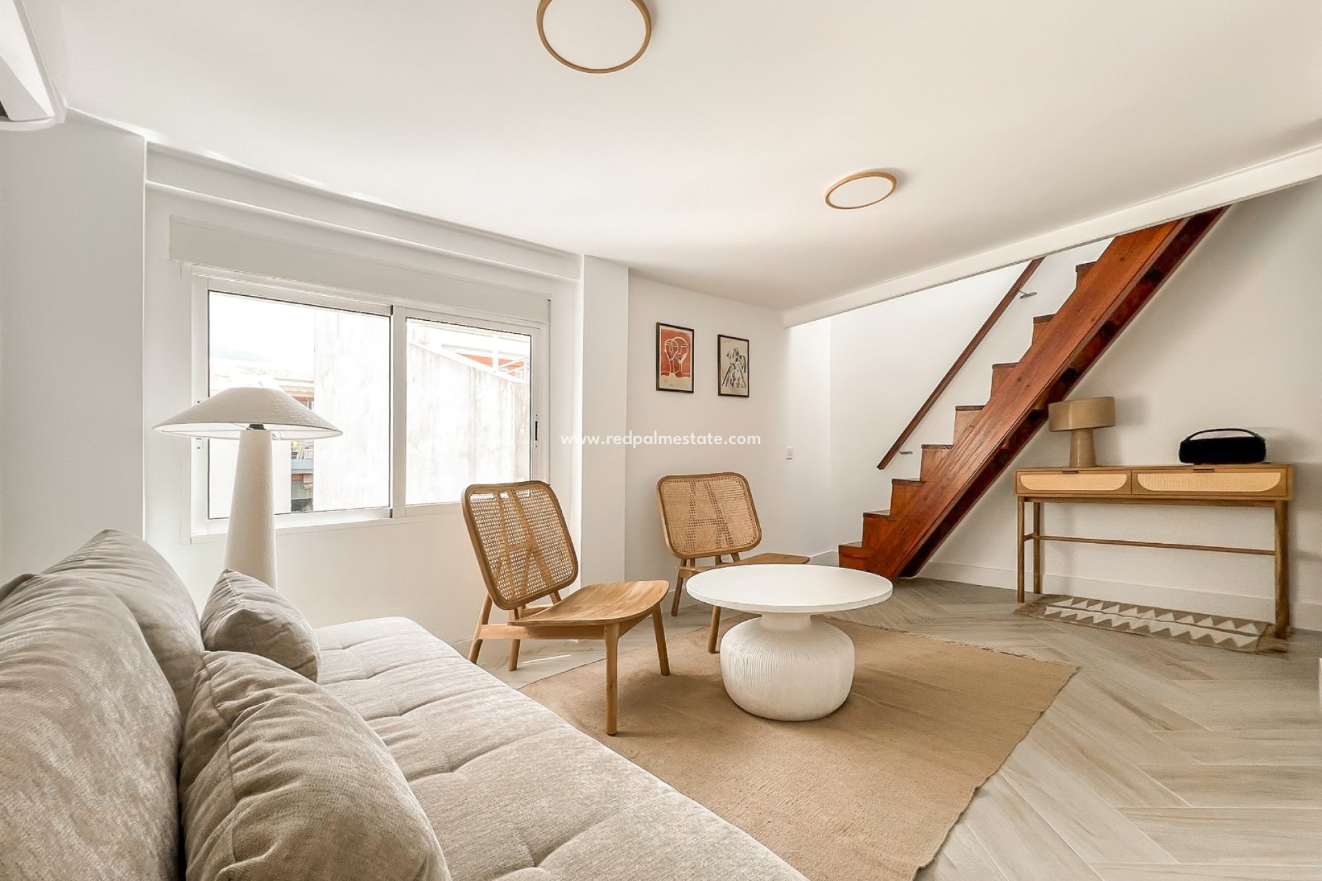 Resale - Apartments -
Alicante