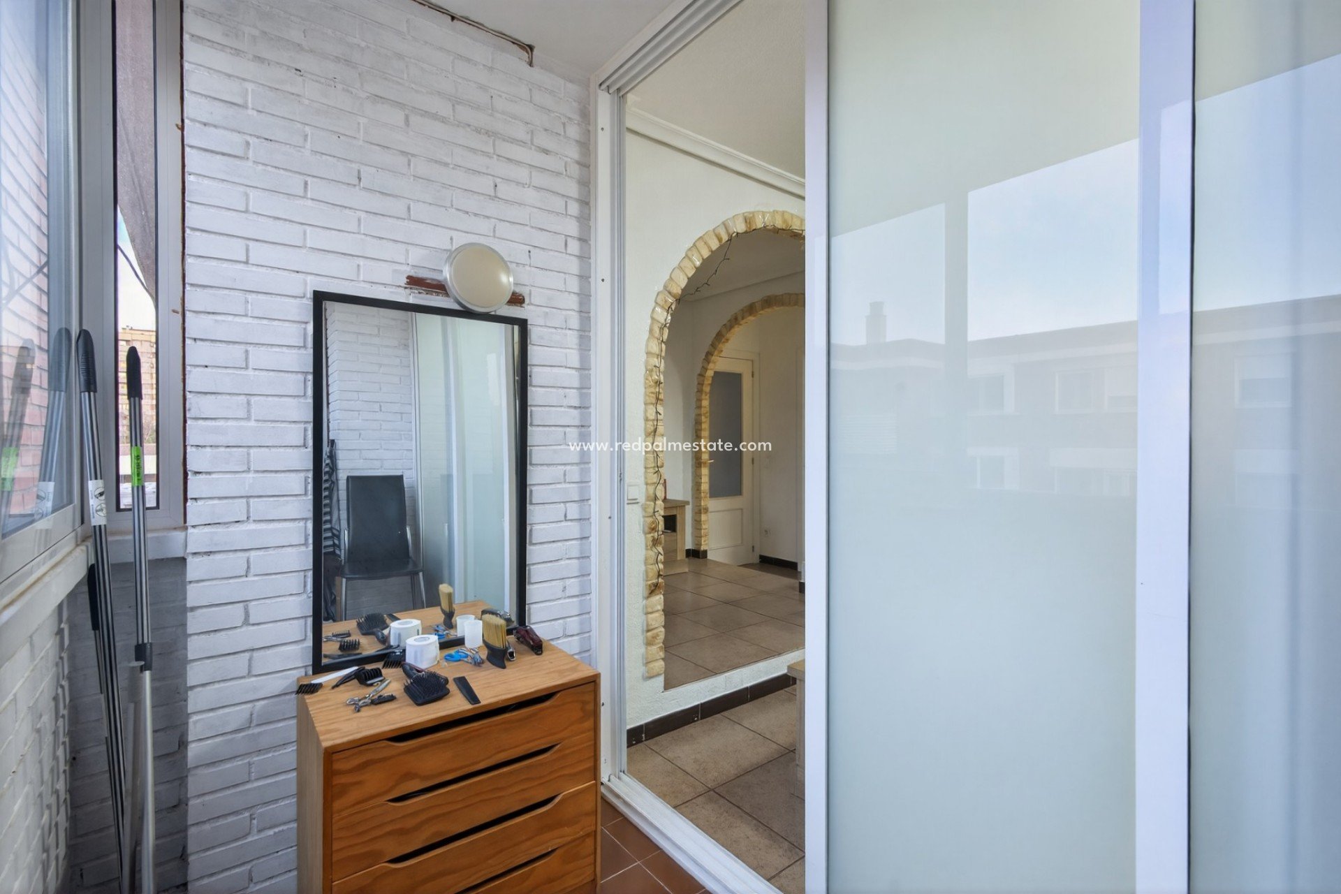 Resale - Apartments -
Alicante