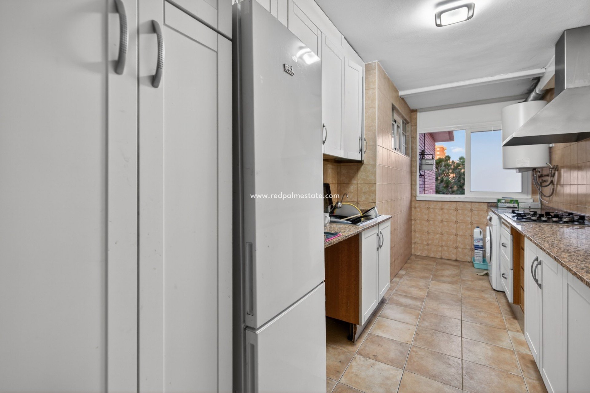 Resale - Apartments -
Alicante