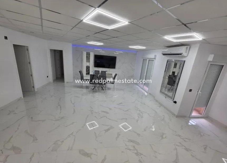 Resale - Apartments -
Almoradí - Centro urbano 2