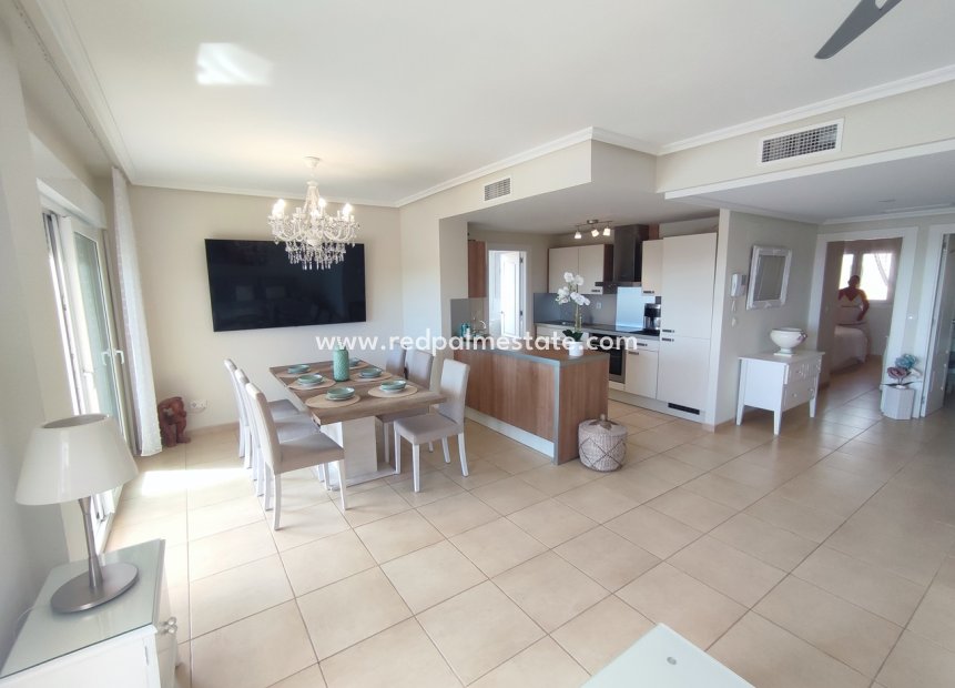 Resale - Apartments -
Altaona Golf resort - Inland