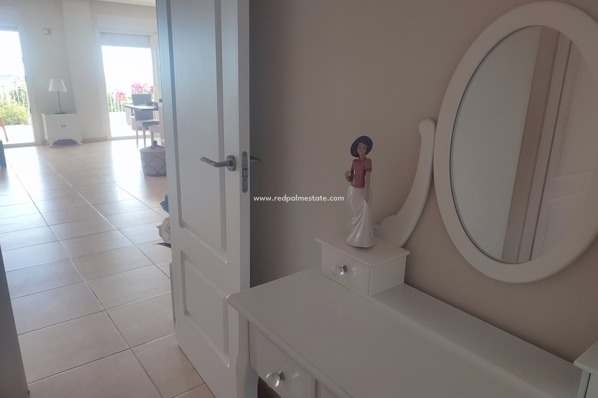 Resale - Apartments -
Altaona Golf resort - Inland