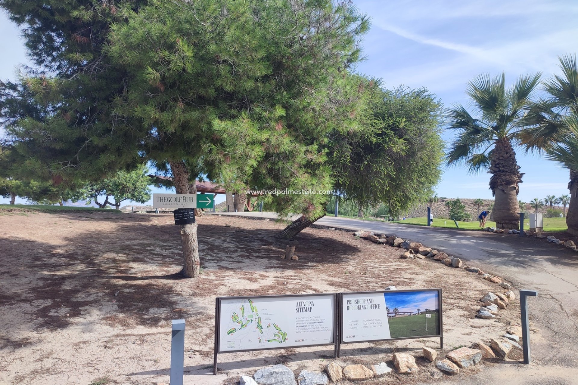 Resale - Apartments -
Altaona Golf resort - Inland