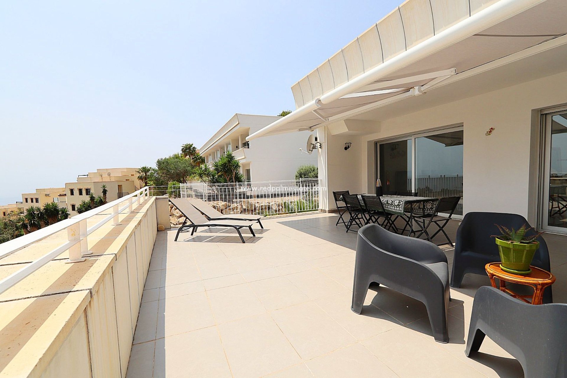 Resale - Apartments -
Altea