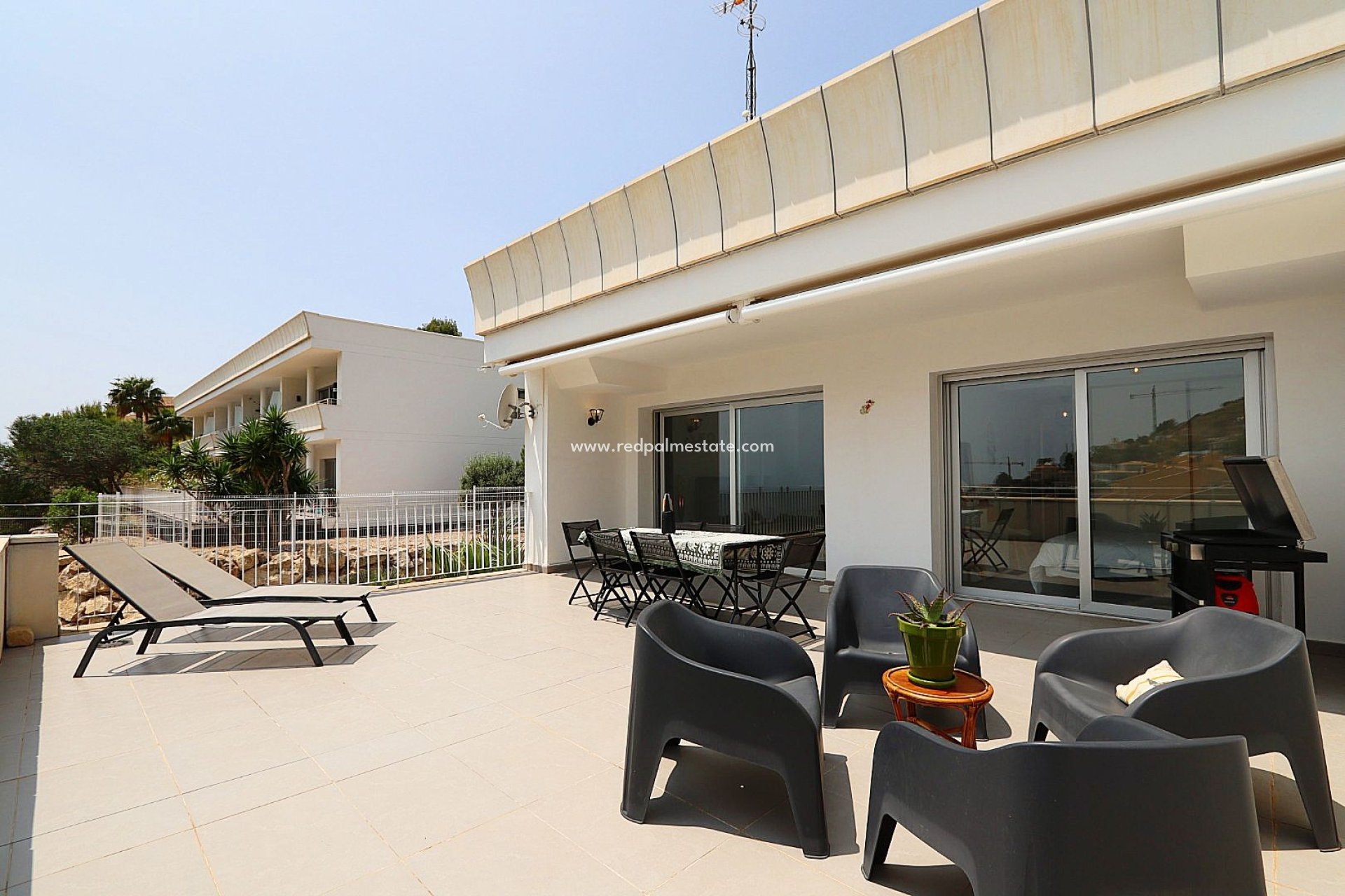 Resale - Apartments -
Altea
