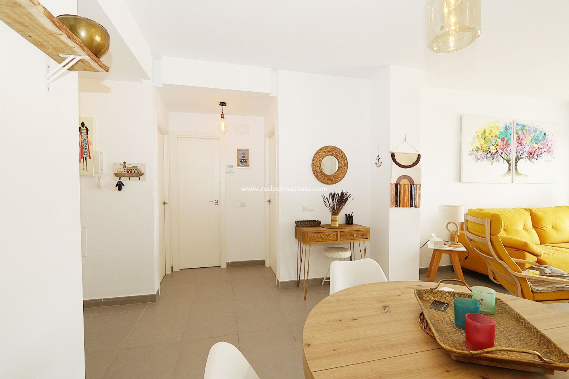 Resale - Apartments -
Altea