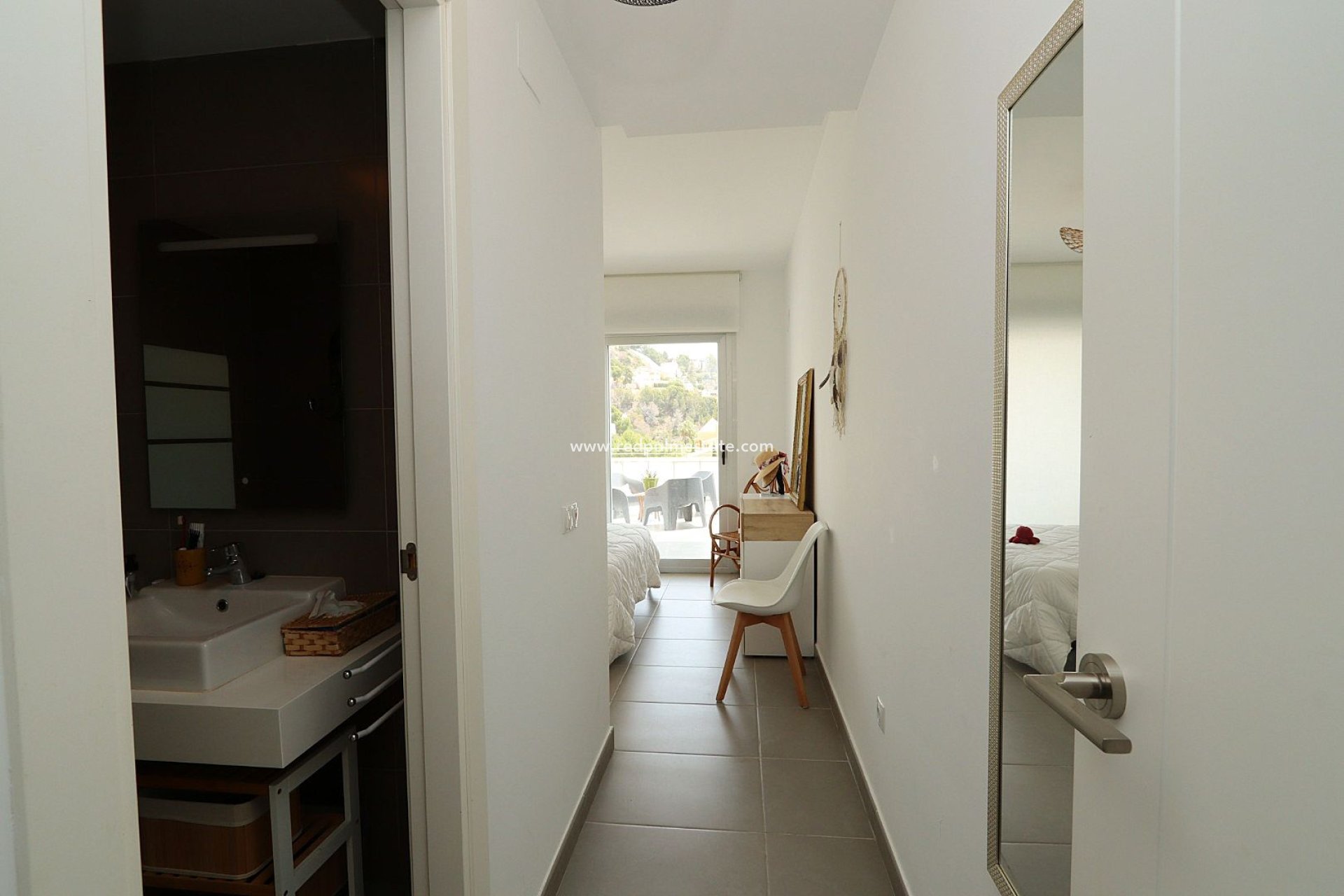 Resale - Apartments -
Altea