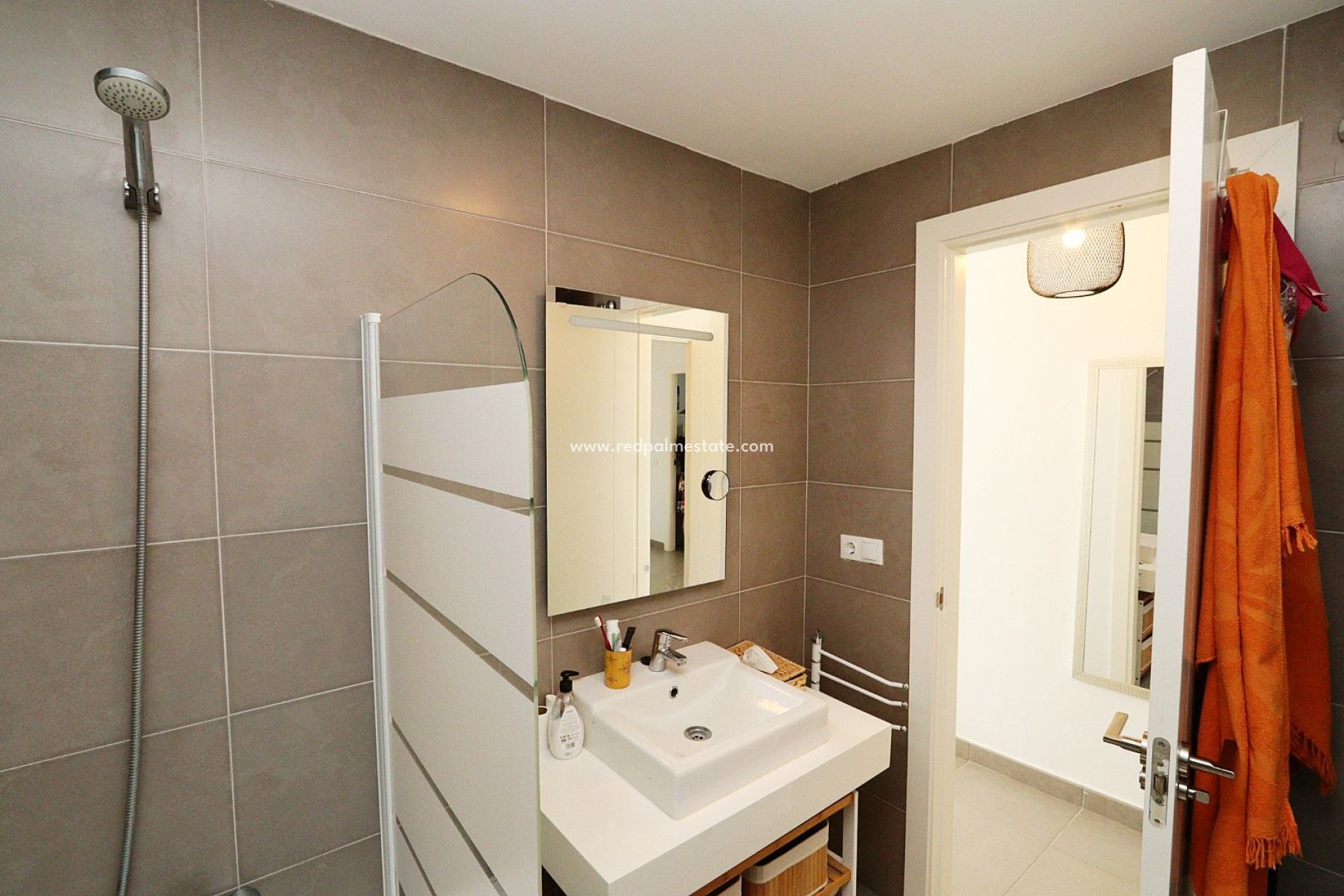 Resale - Apartments -
Altea