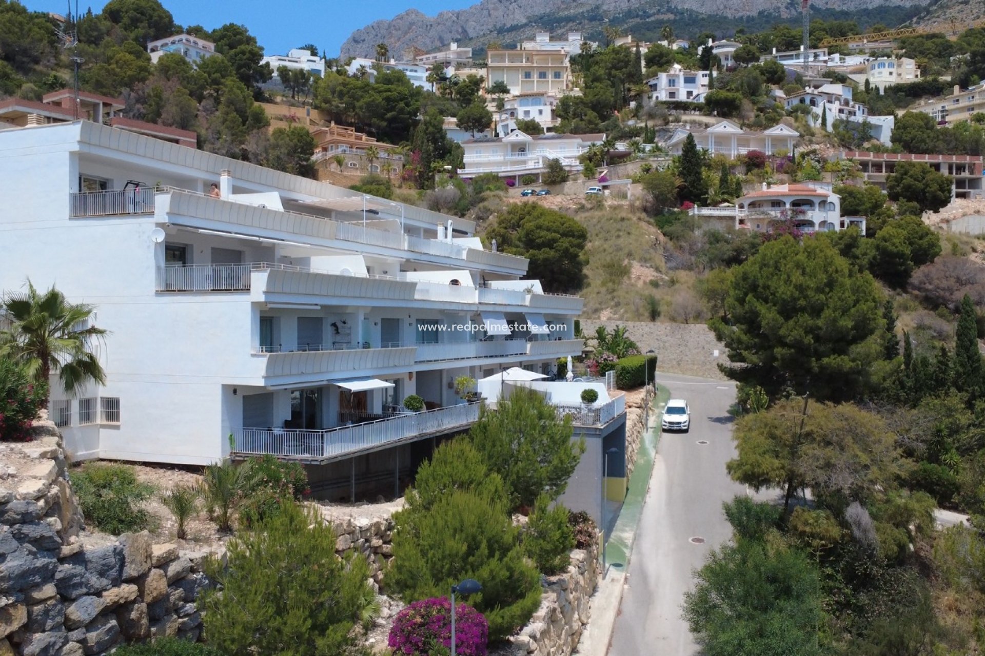 Resale - Apartments -
Altea