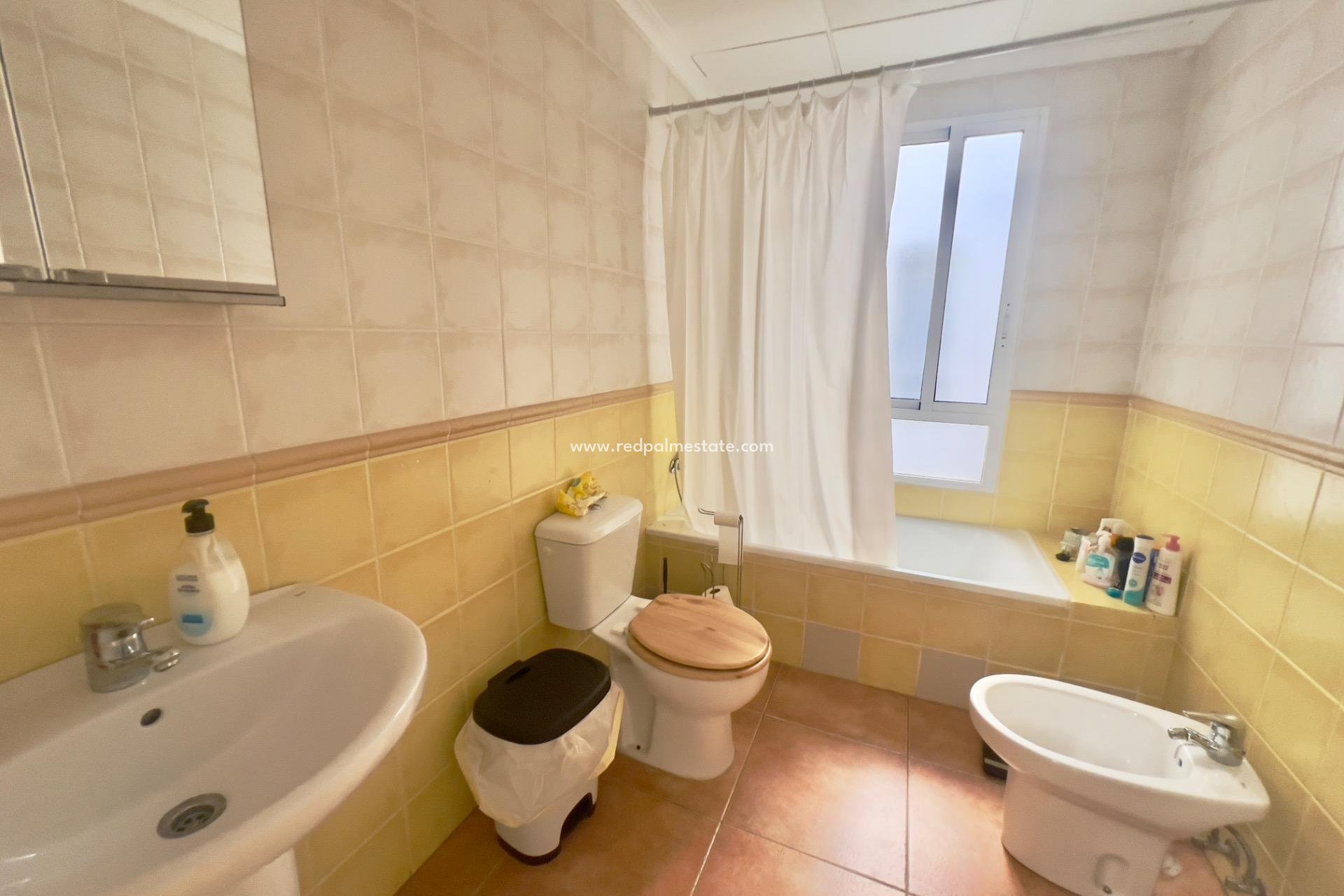 Resale - Apartments -
Benejúzar - Comunidad valenciana