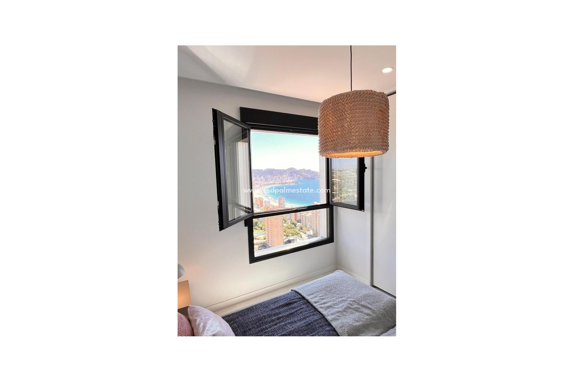 Resale - Apartments -
Benidorm - Playa de Poniente