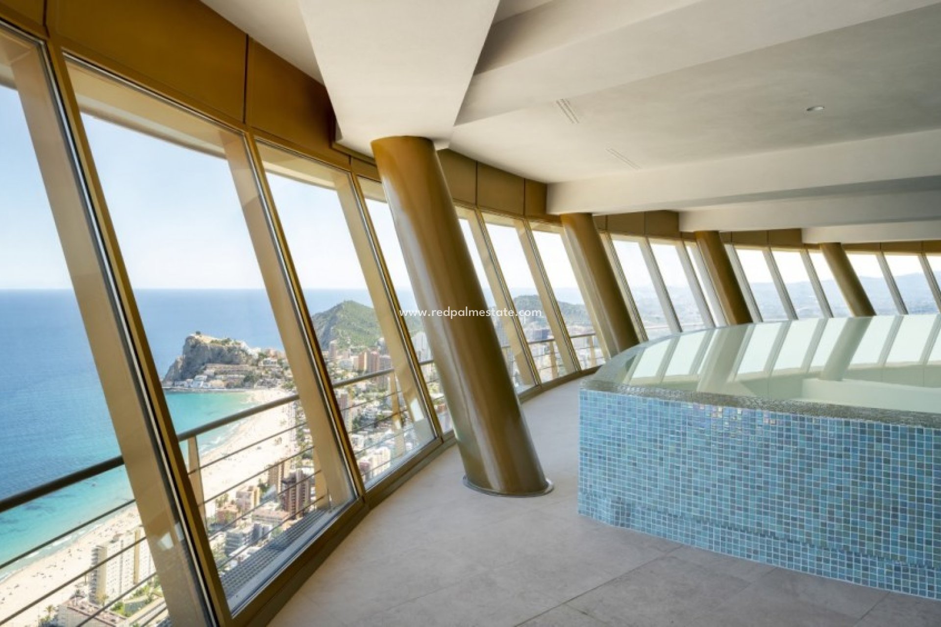 Resale - Apartments -
Benidorm