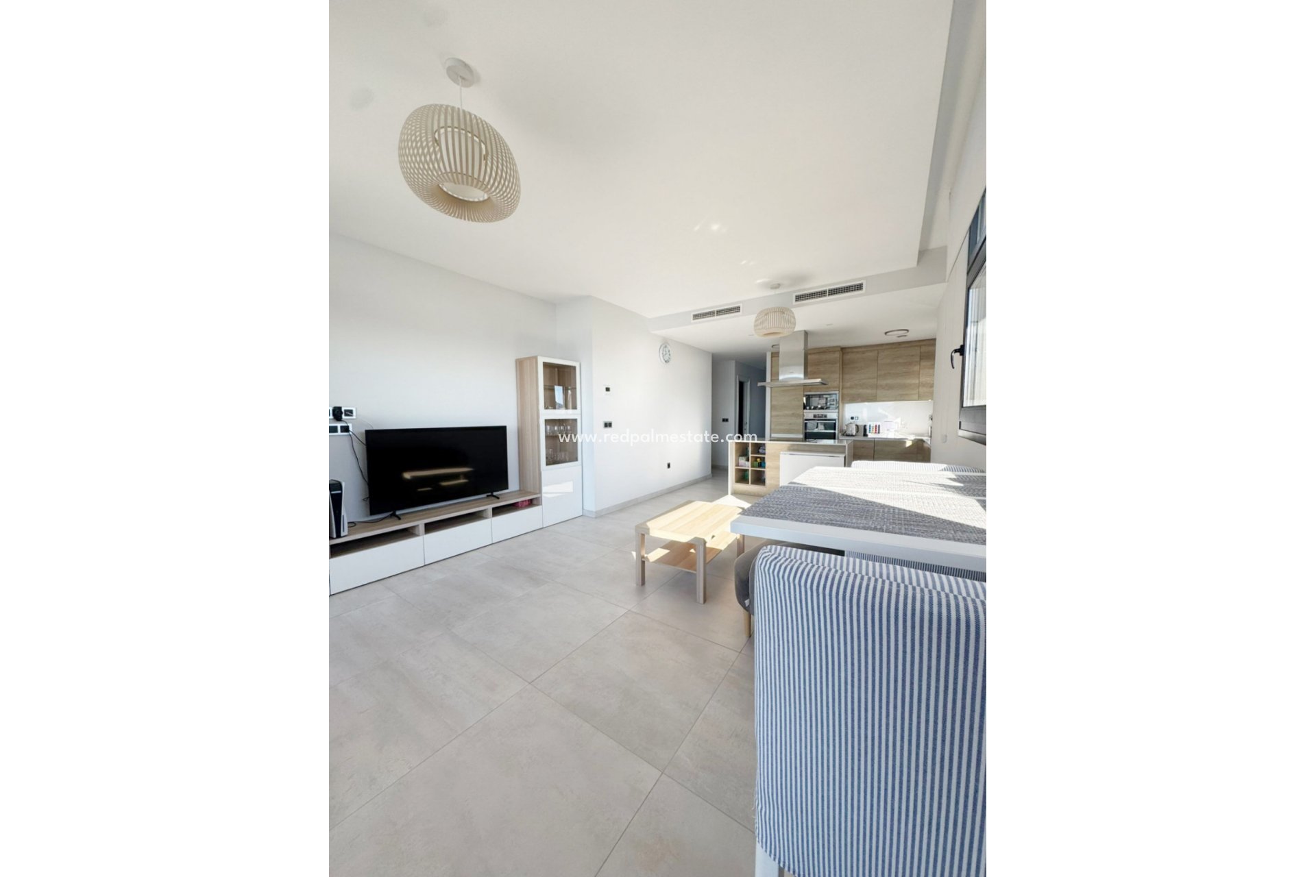 Resale - Apartments -
Benidorm