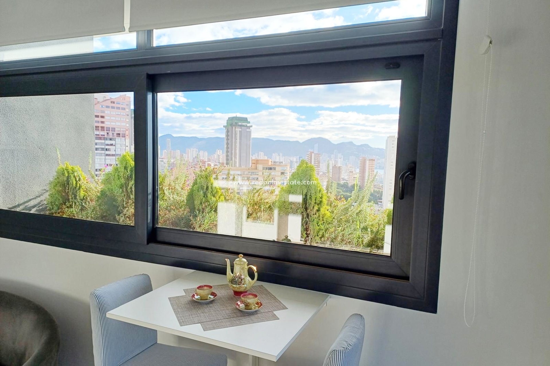 Resale - Apartments -
Benidorm