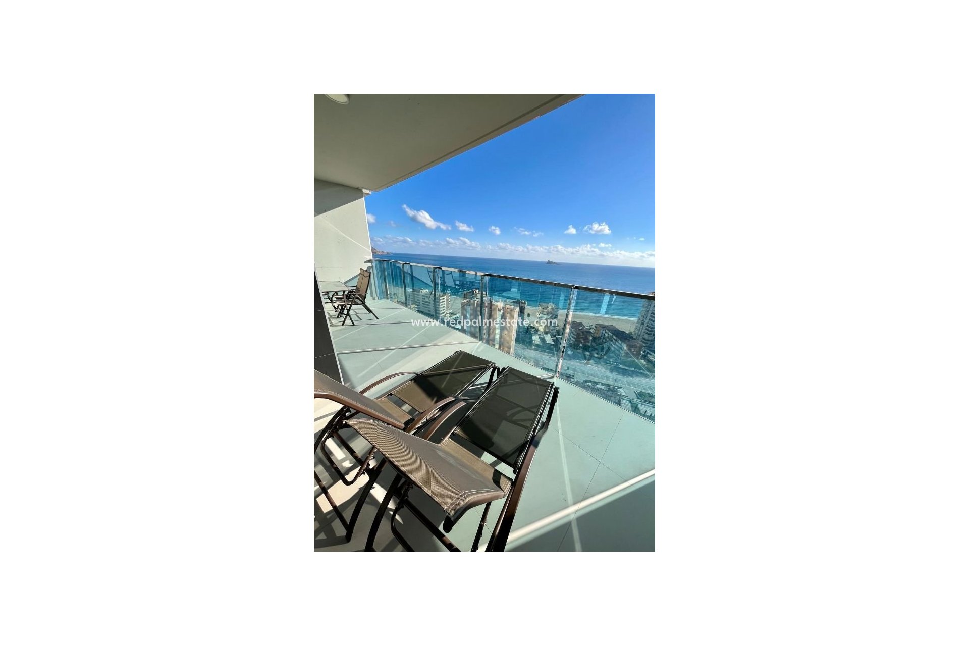 Resale - Apartments -
Benidorm