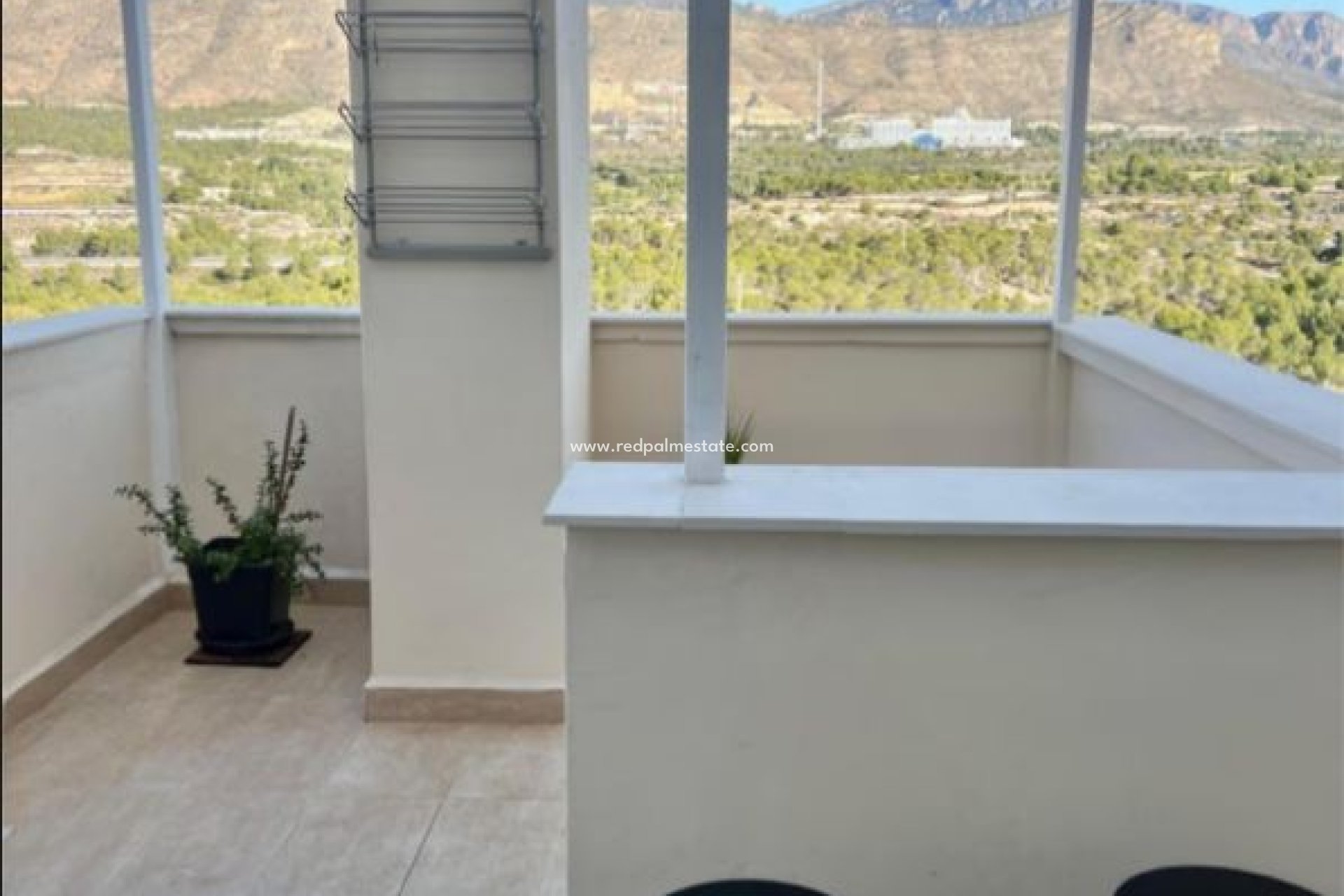 Resale - Apartments -
Benidorm