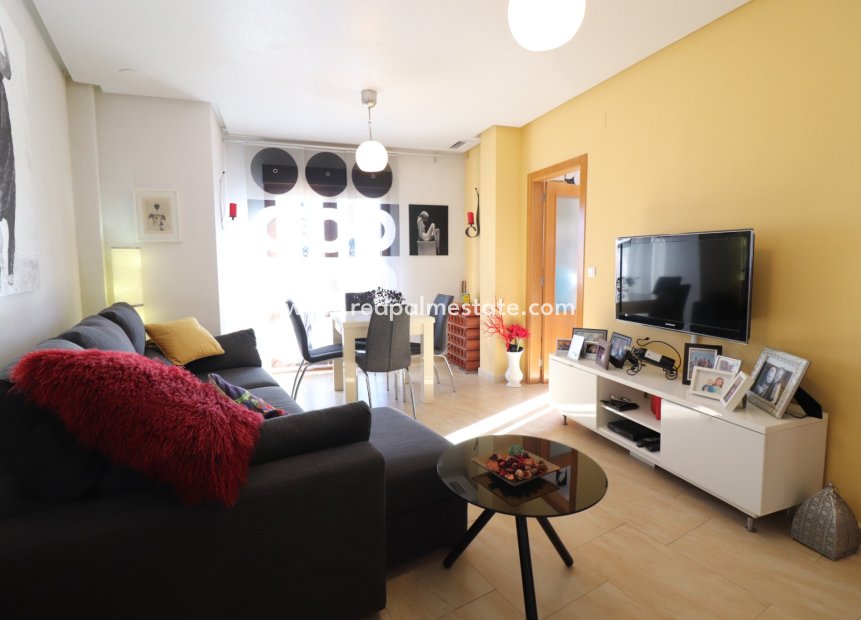 Resale - Apartments -
Benijofar