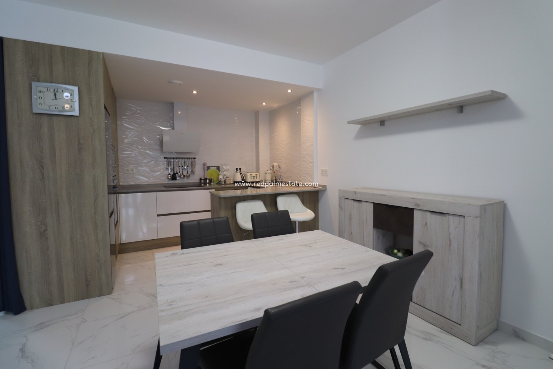 Resale - Apartments -
Benijofar