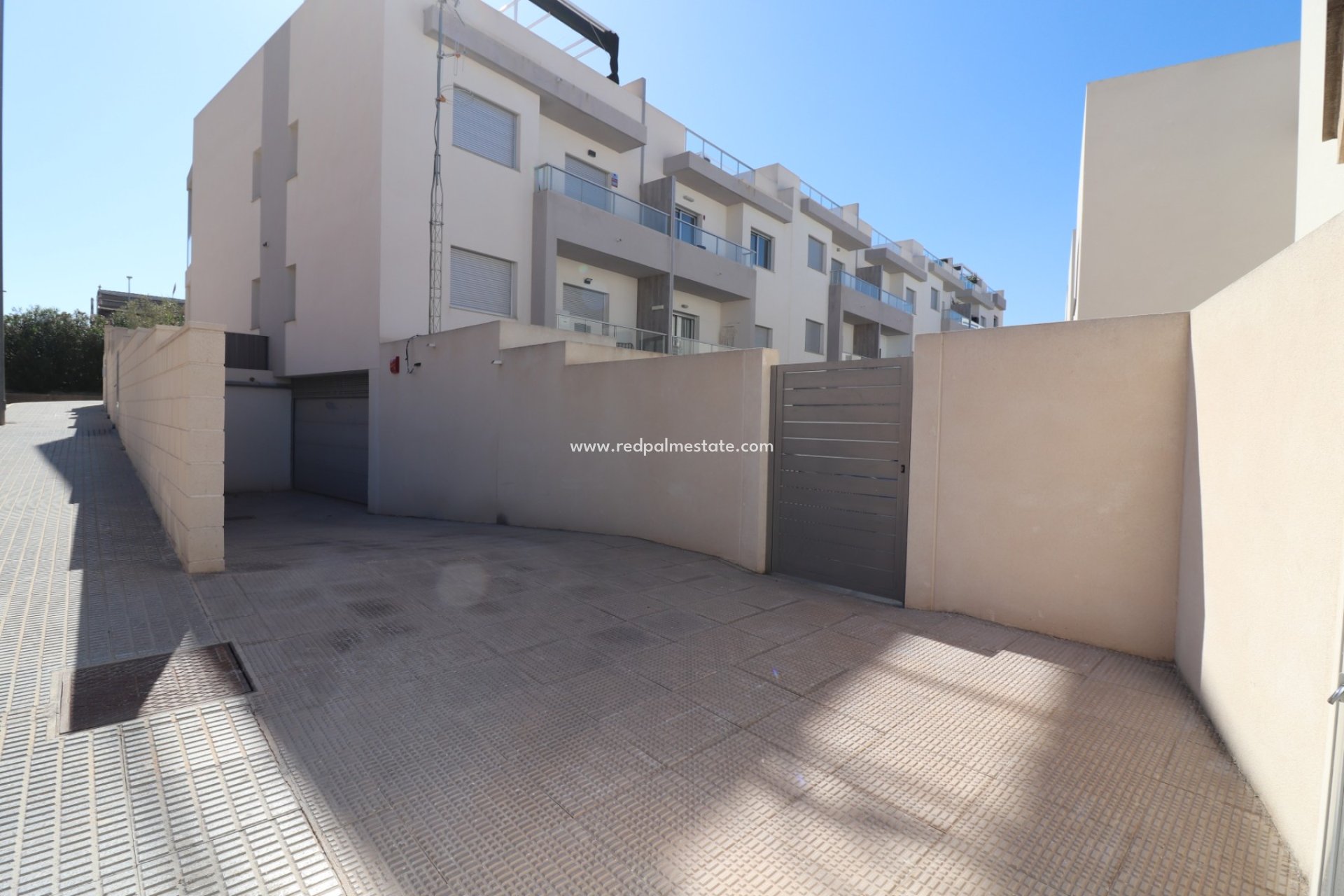 Resale - Apartments -
Benijofar