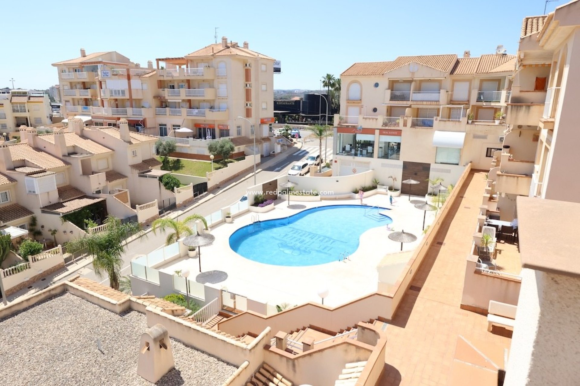 Resale - Apartments -
Costa Blanca - Orihuela Costa