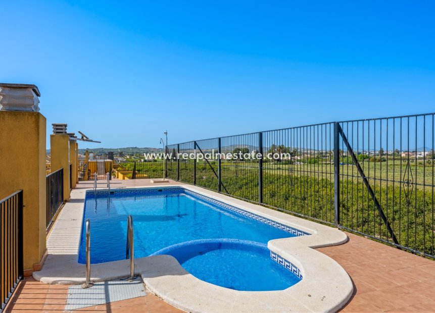 Resale - Apartments -
Daya Nueva - Costa Blanca
