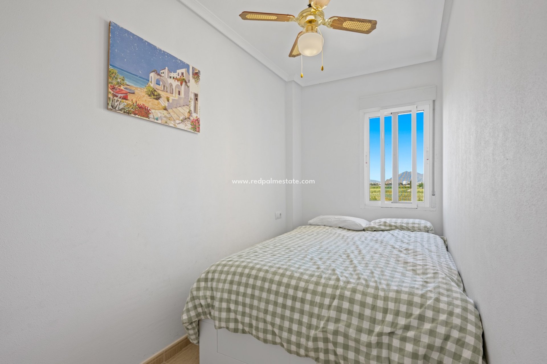 Resale - Apartments -
Daya Nueva - Costa Blanca