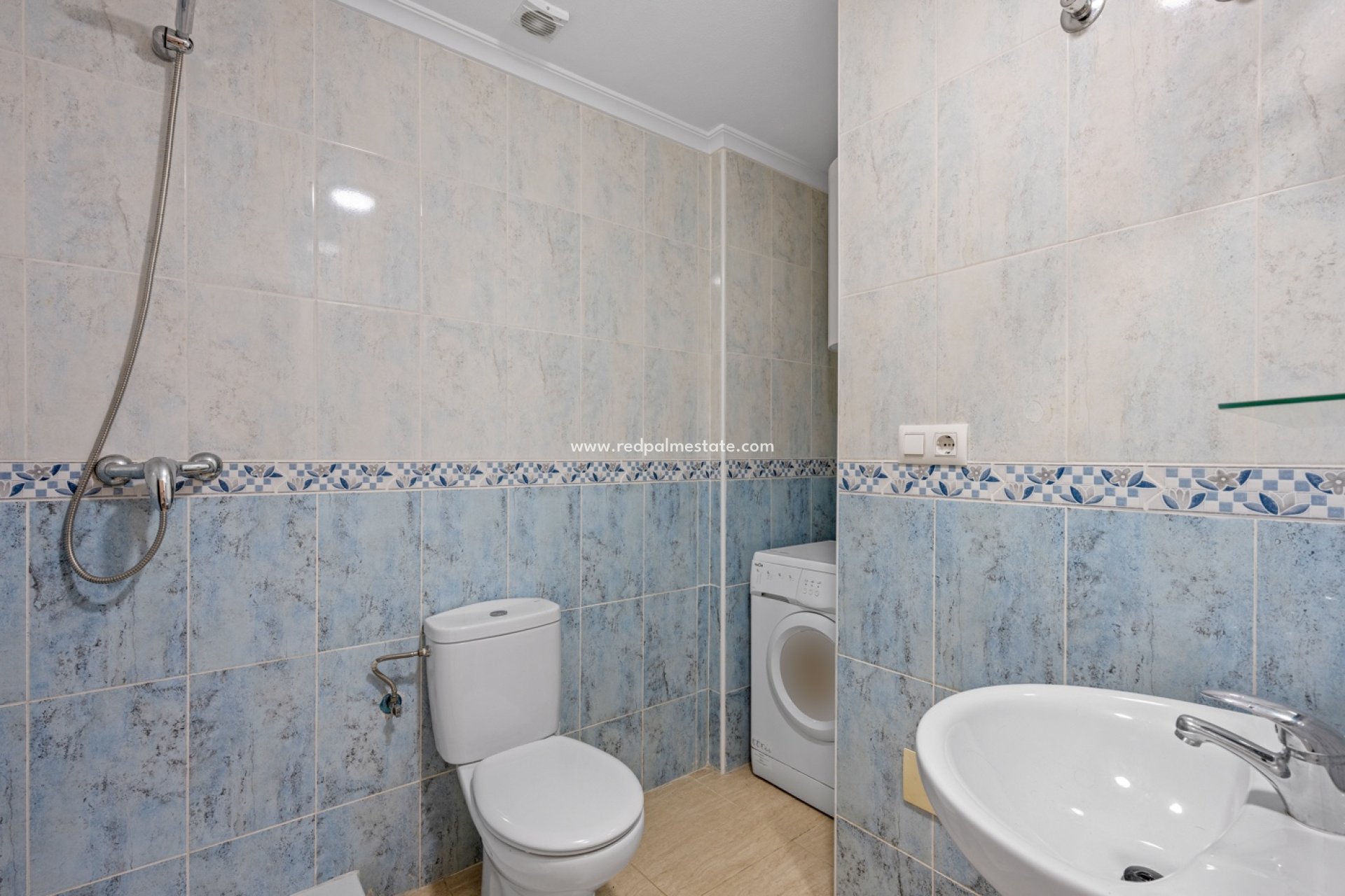 Resale - Apartments -
Daya Nueva - Costa Blanca