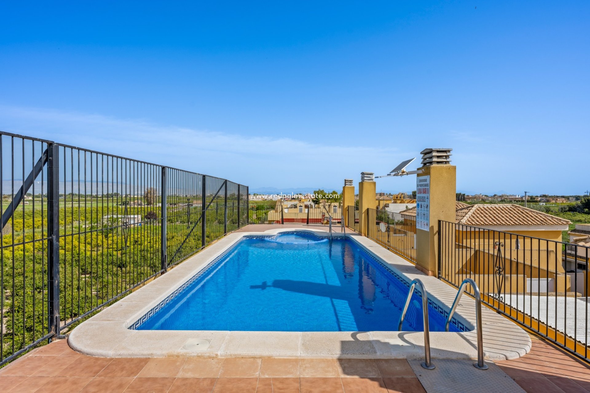 Resale - Apartments -
Daya Nueva - Costa Blanca