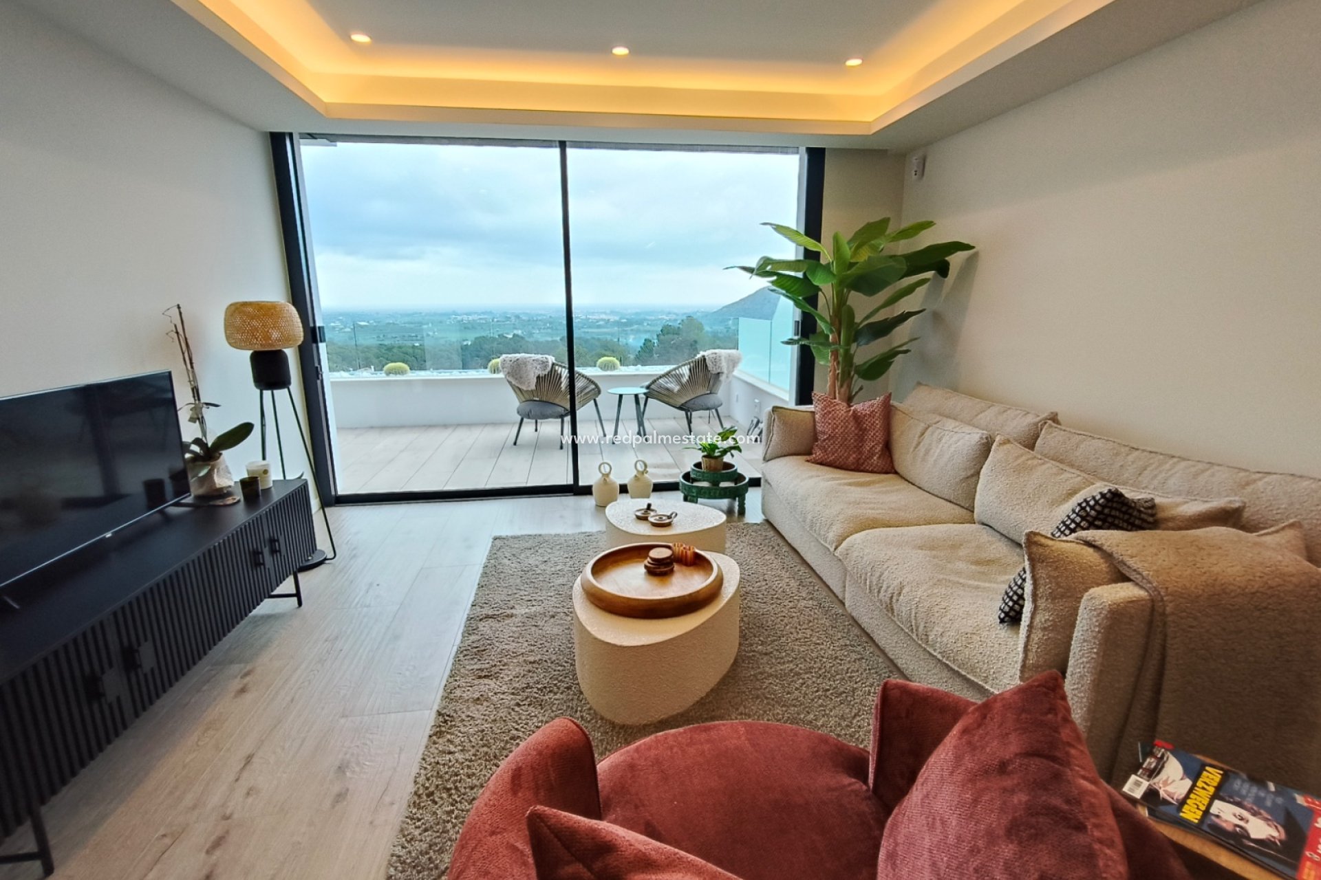 Resale - Apartments -
Denia