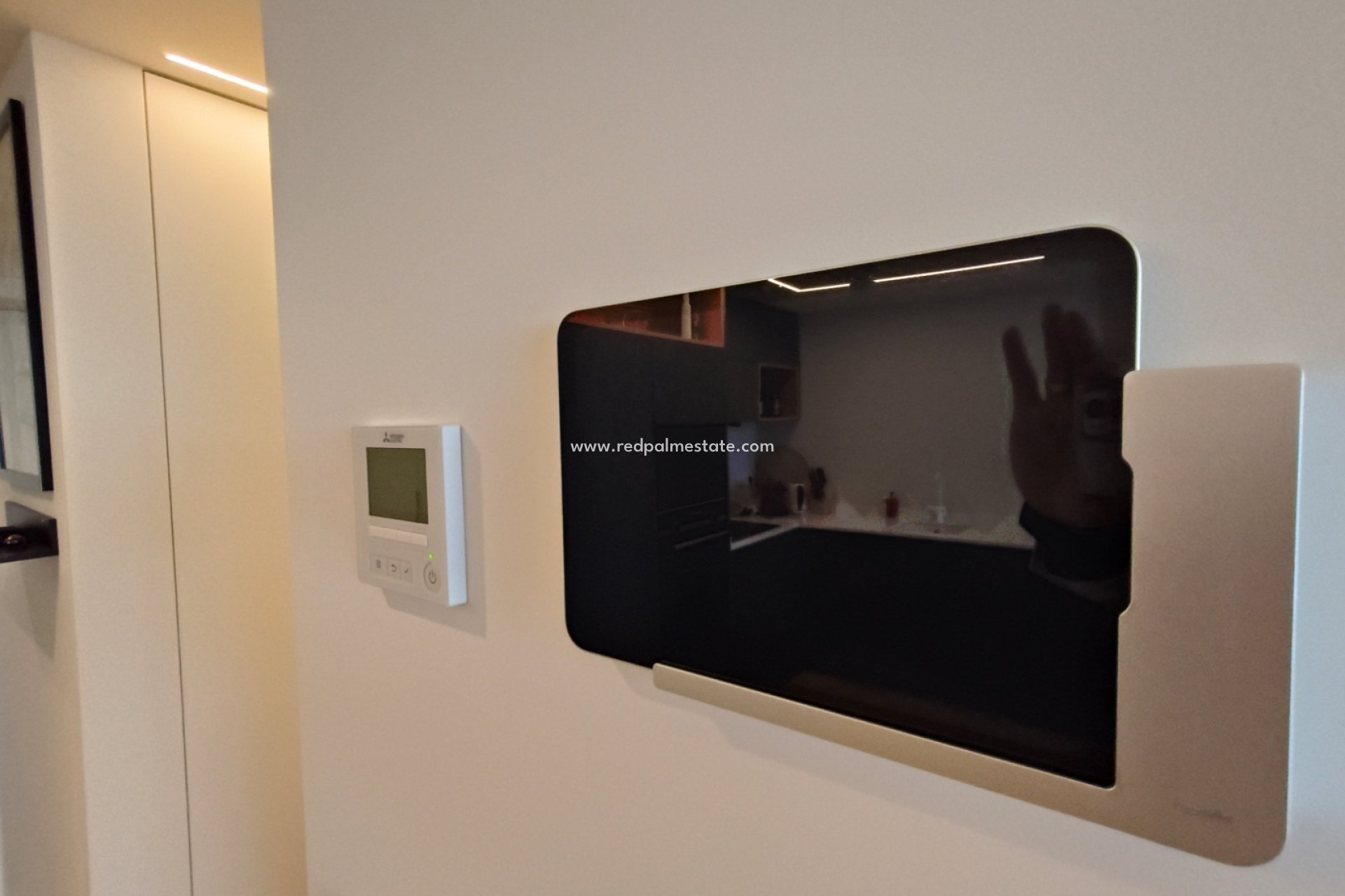 Resale - Apartments -
Denia