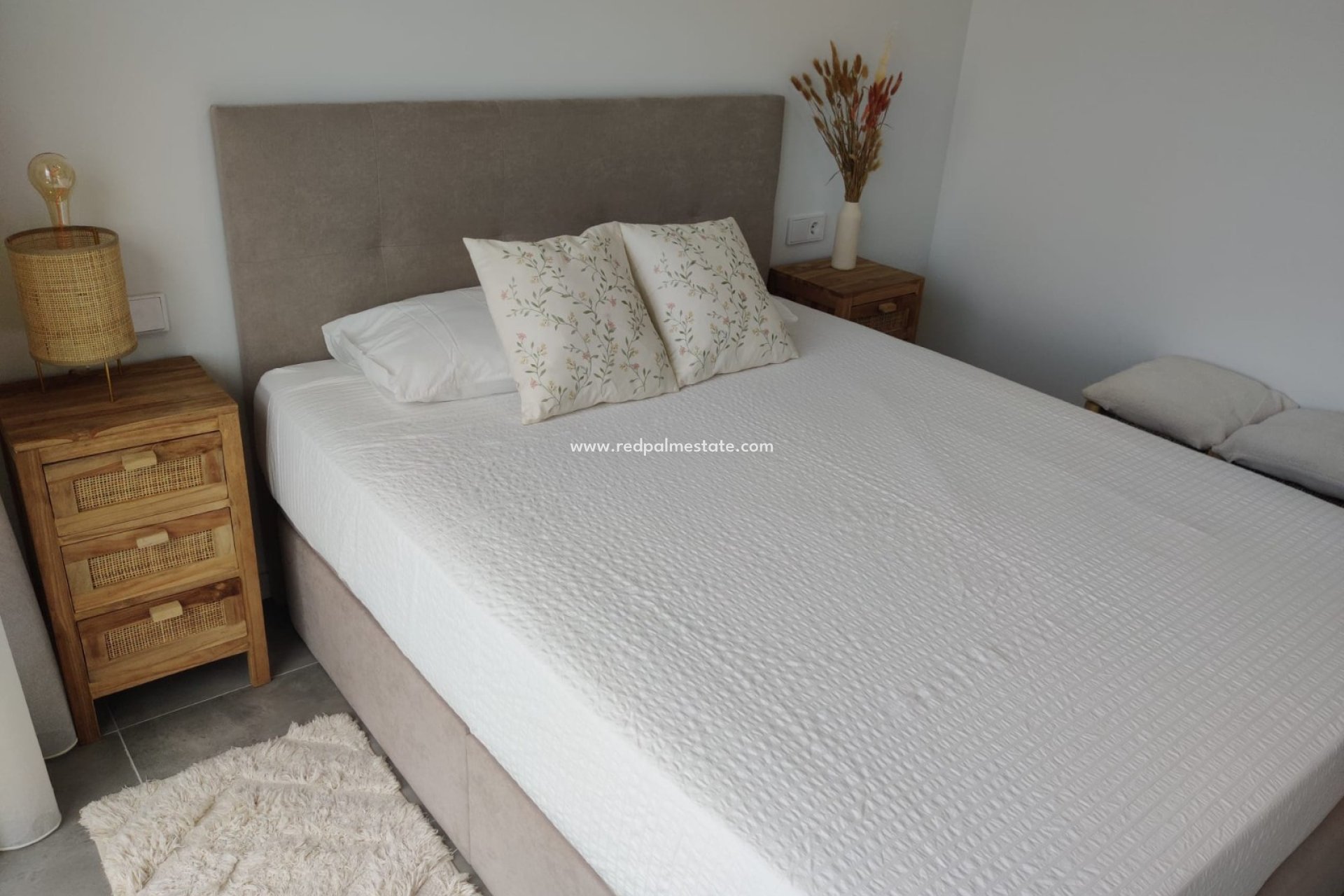 Resale - Apartments -
Finestrat